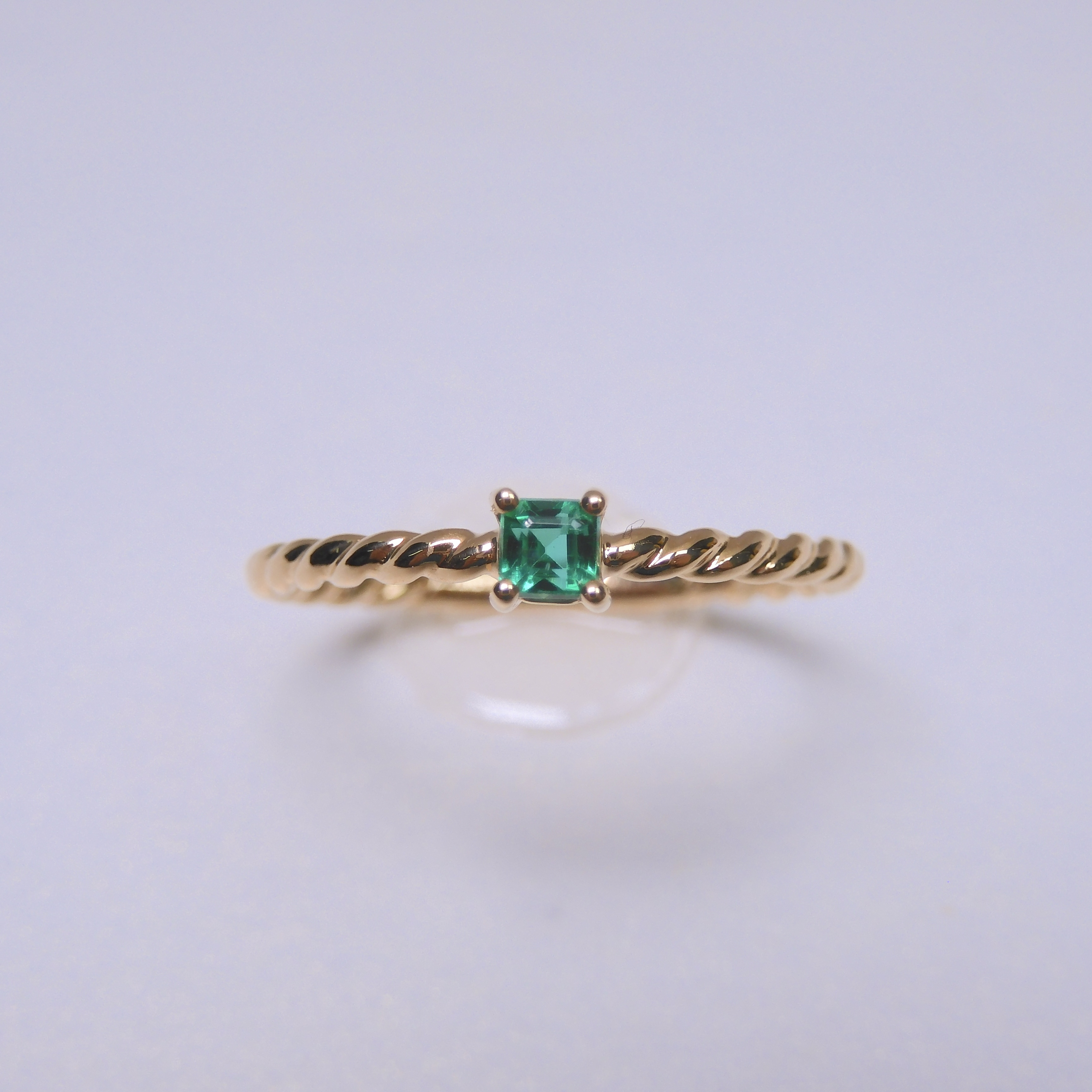 18K金 0.13ct 綠寶石戒指