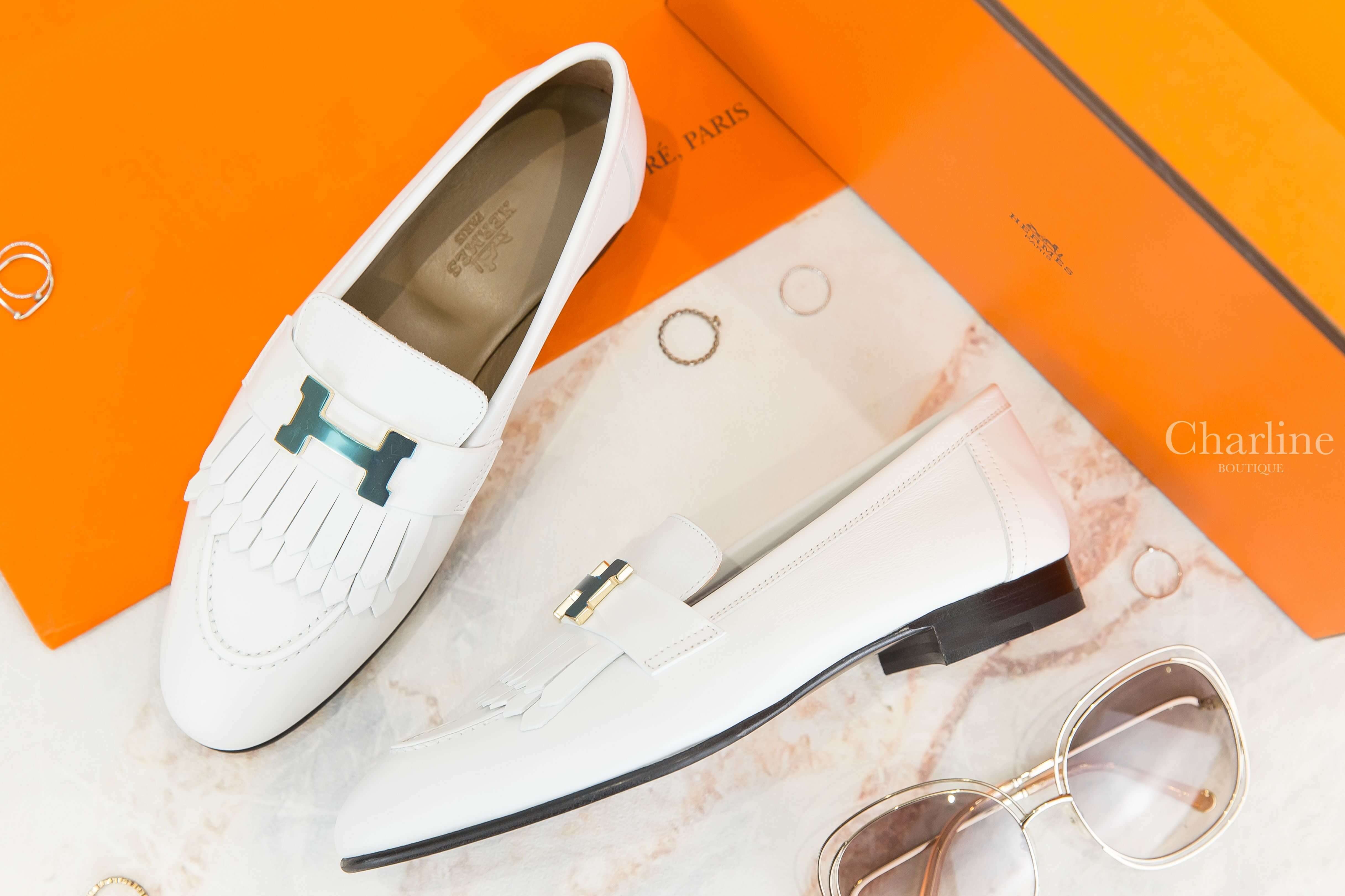 Hermès Royal Loafer 白色金釦H流蘇牛皮樂福鞋-Charline Boutique 精品代購