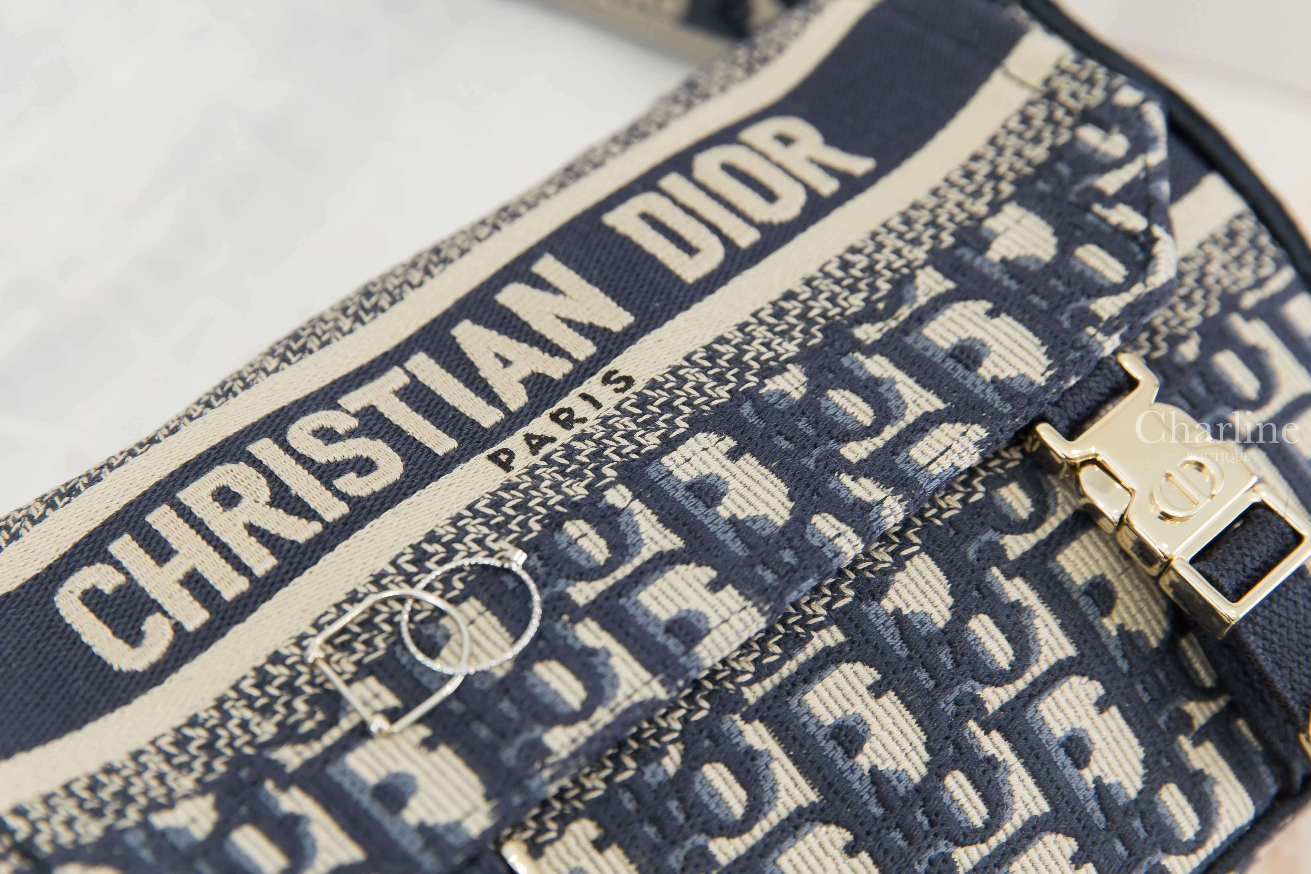 Dior Small Diorcamp Bag 深藍色復古老花帆布金釦刺繡皮革背帶小型肩背包