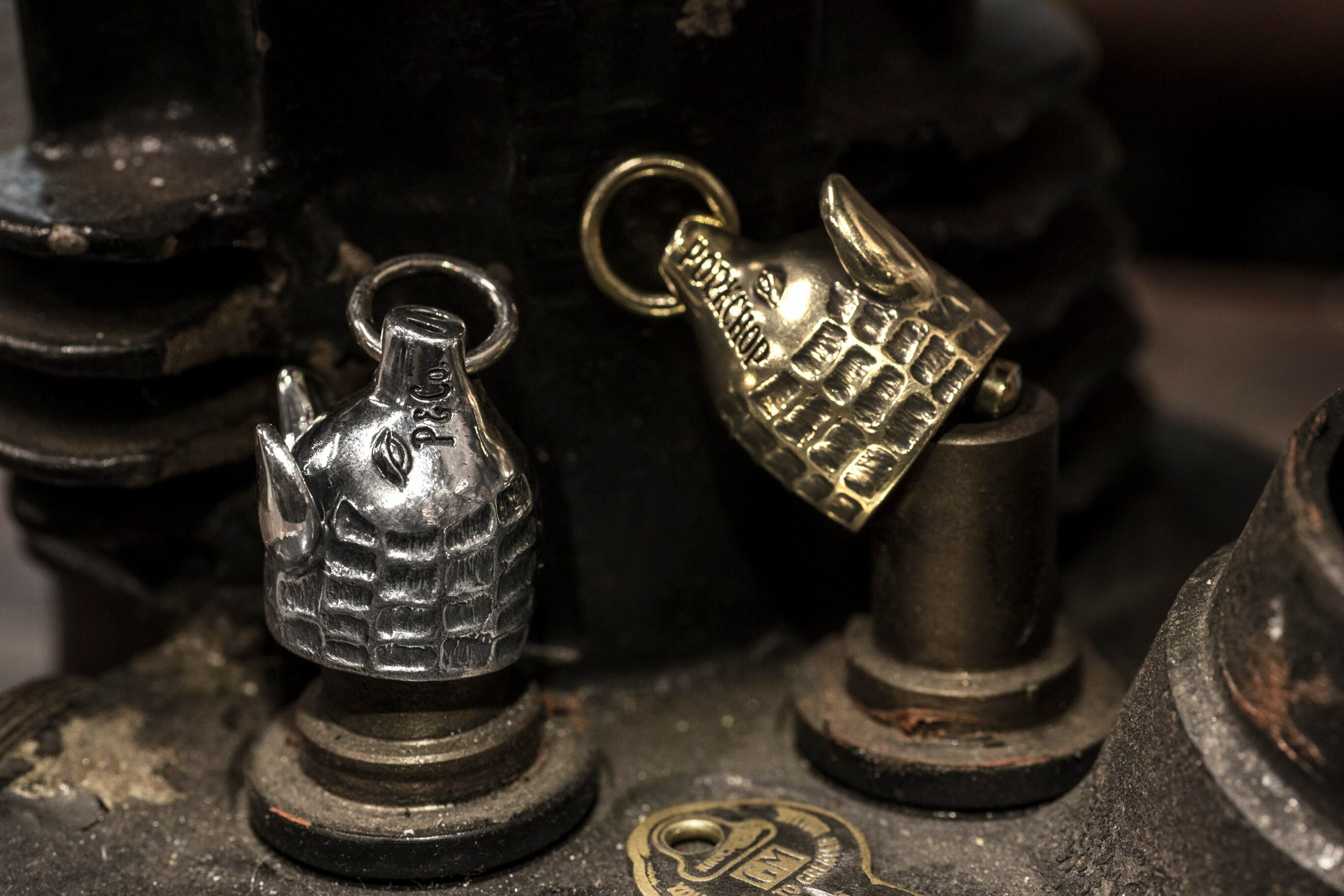 純銀豬排守護鈴