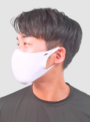 白色透氣運動口罩