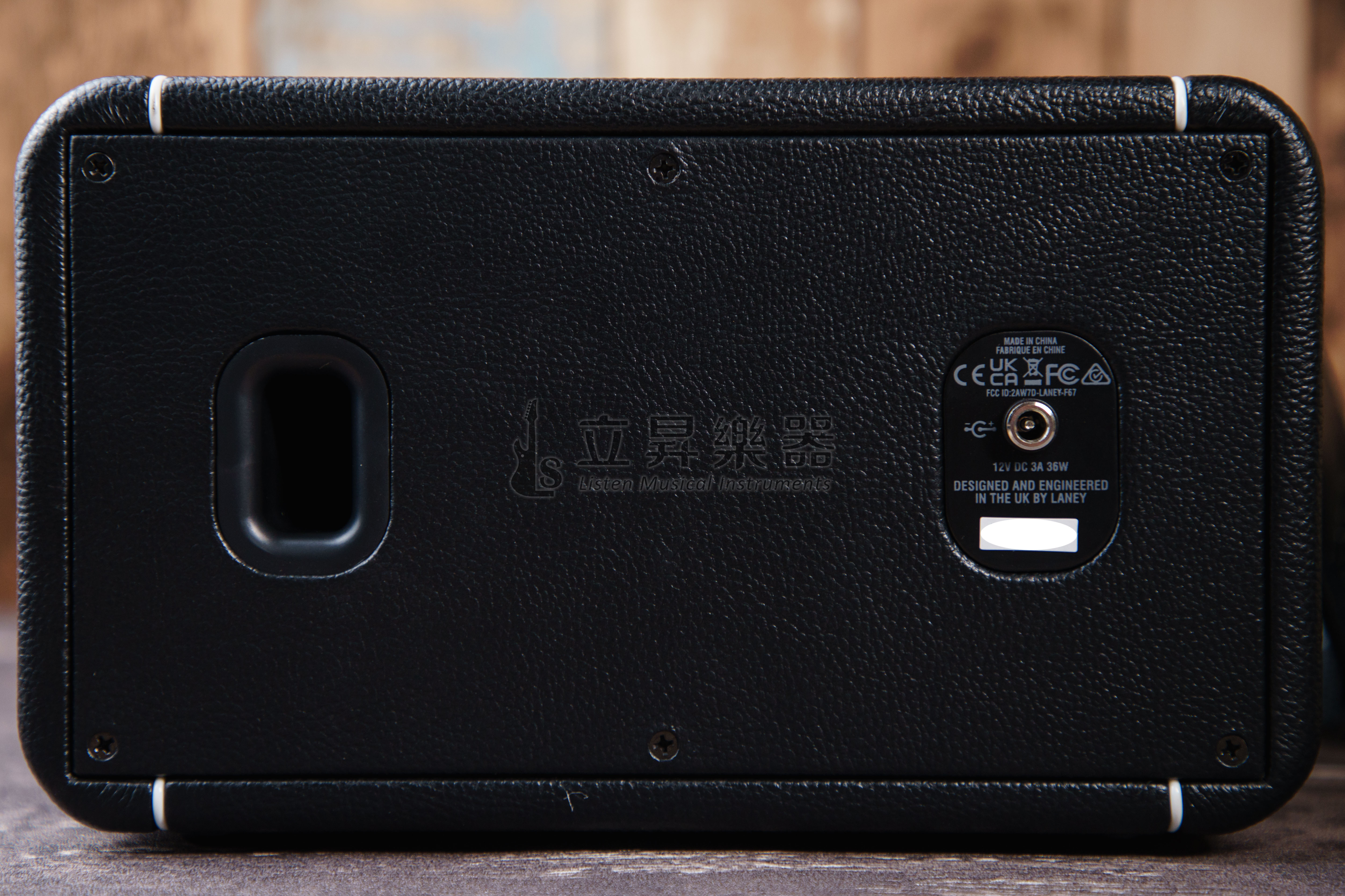 Laney F67 藍牙喇叭 內建鋰電池 附背帶 ｜ F67 SUPERGROUP 黑色 Laney F67 藍牙喇叭 內建鋰電池 附背帶 ｜ F67 SUPERGROUP 黑色 / F67 LIONHEART 藍色 第 5 張圖片｜三峽錄音 / 音響