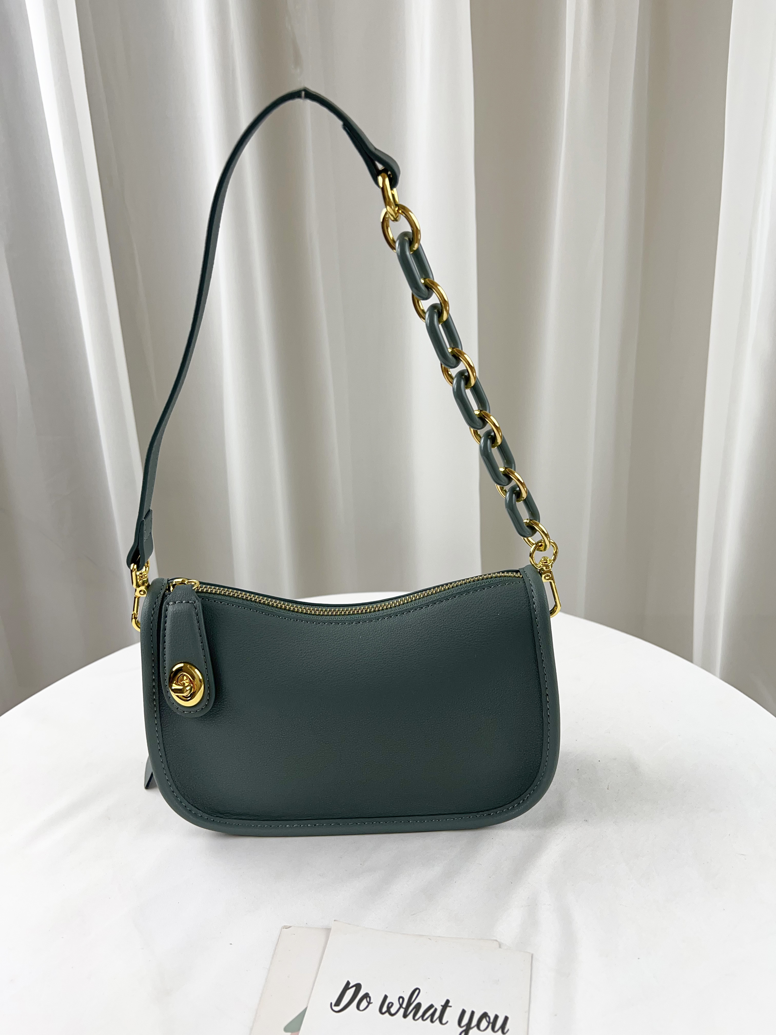 湖水藍 真皮牛皮鏈帶肩背包 / 側背包  #SM-6232