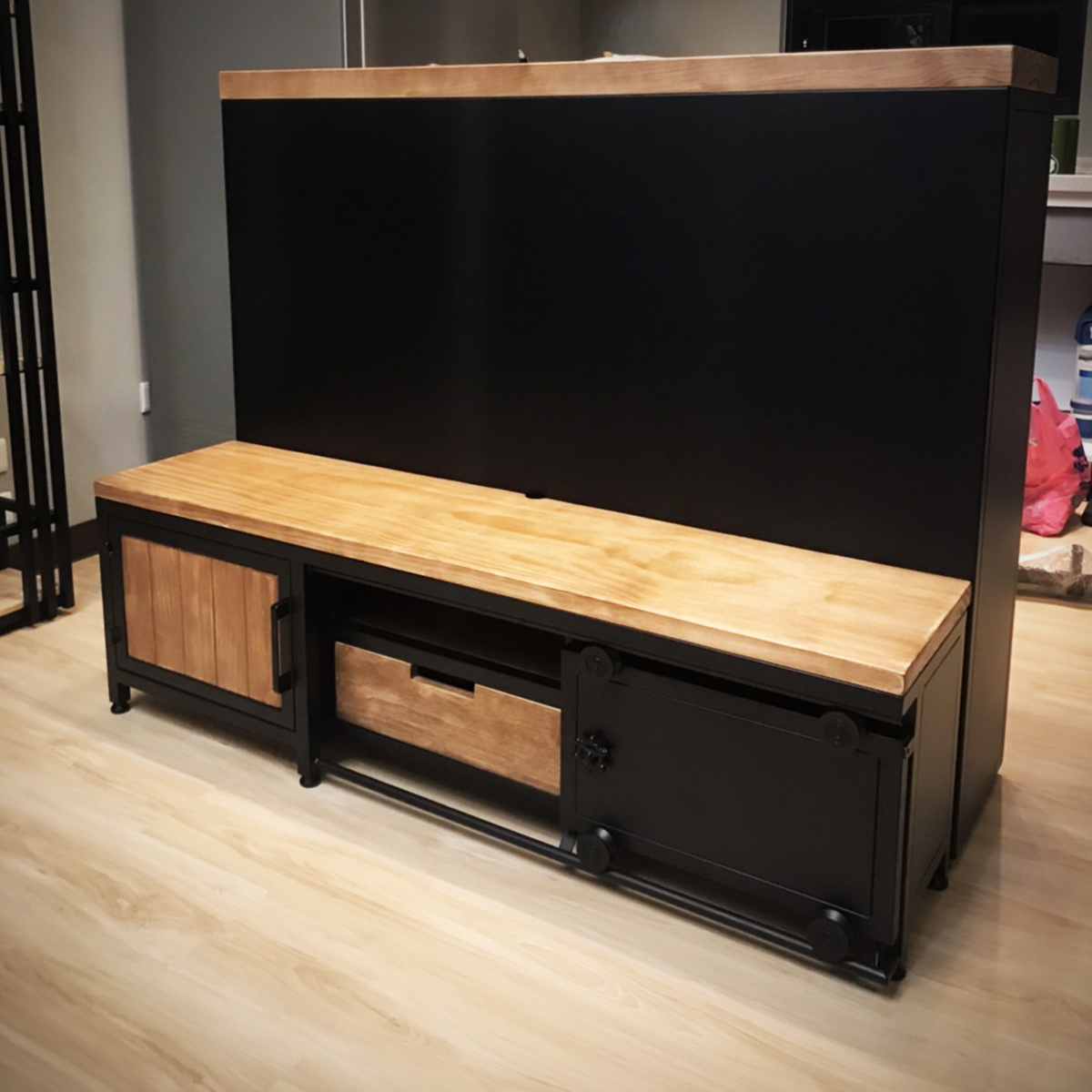 LOFT實木滑門收納電視櫃|可訂製