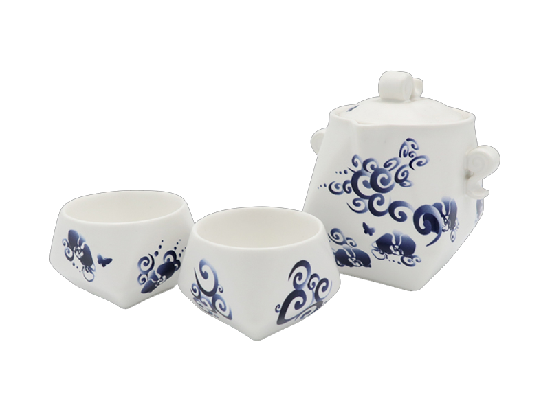 L37-青花龍天燈茶具組（一壺二杯）