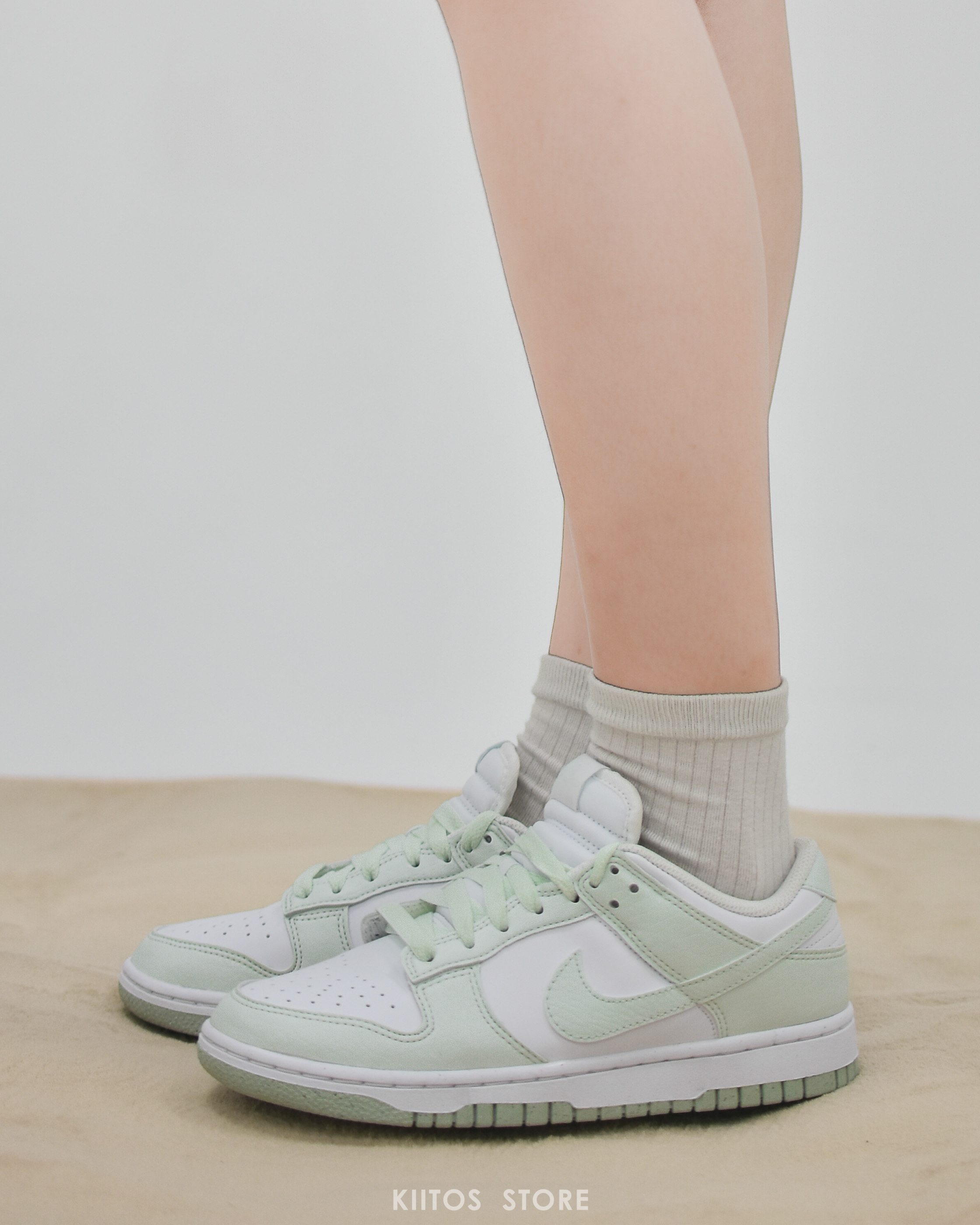 Nike Dunk Low 粉綠色