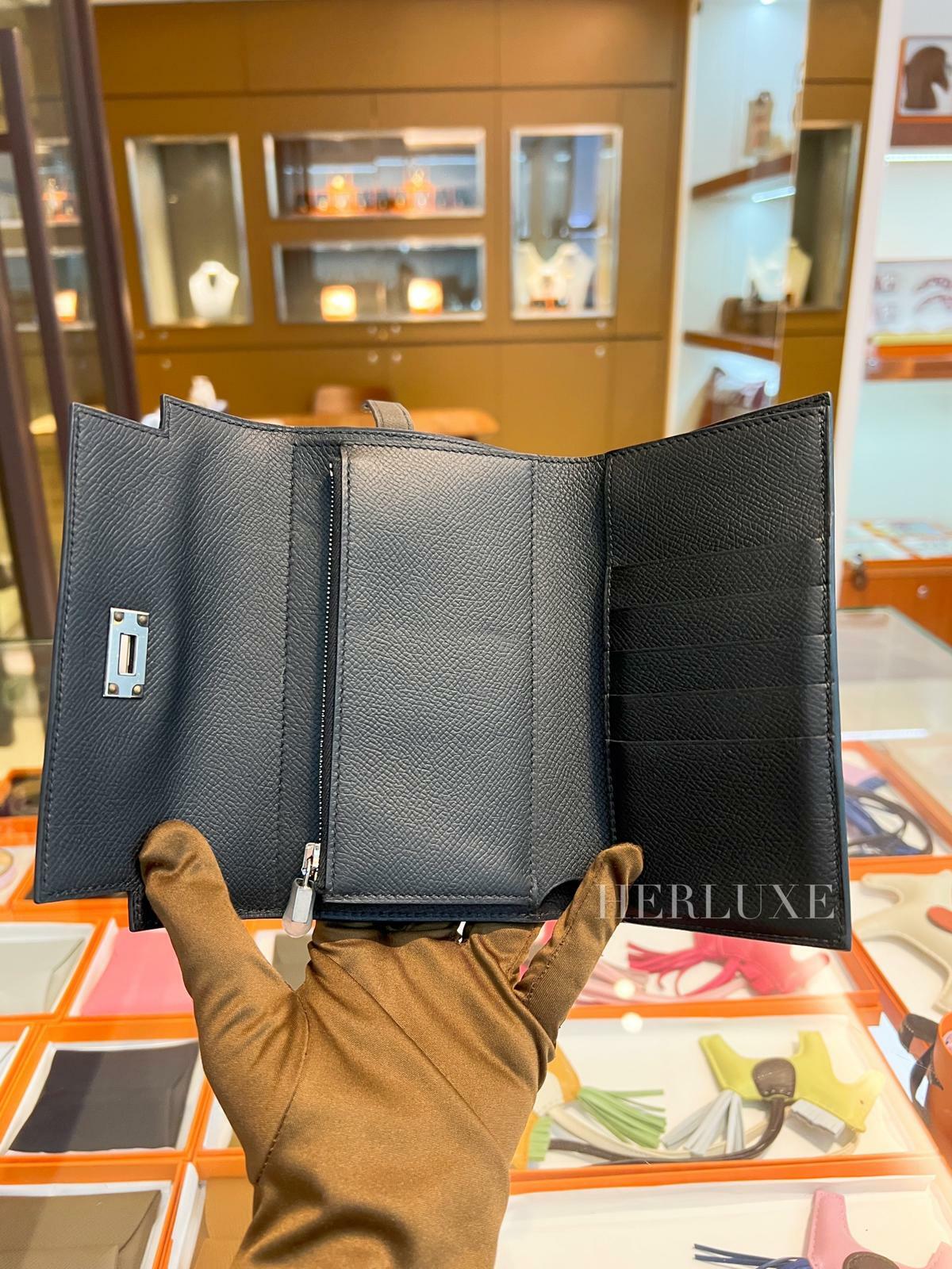 Kelly wallet 89 noir ck epsom