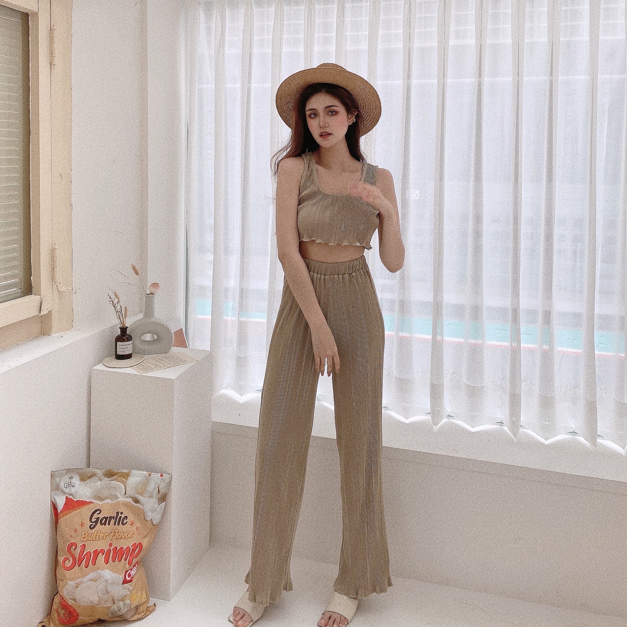 坑條花邊短版背心套裝/三色