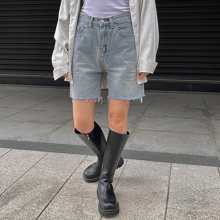高腰水洗牛仔短褲(-20%)