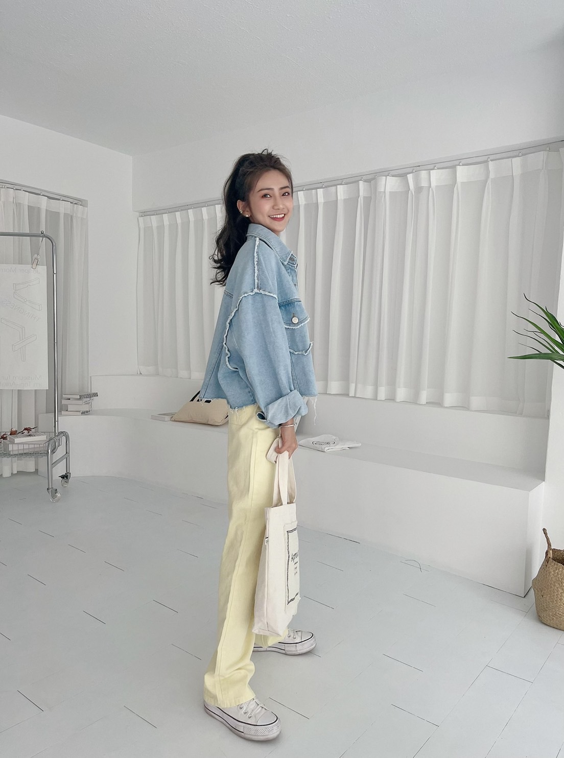 🔥04.20直播新品］💥今年最夯必收］🇰🇷正韓高腰超顯腿長雙口袋薄款寬褲（淡黃/S-L）