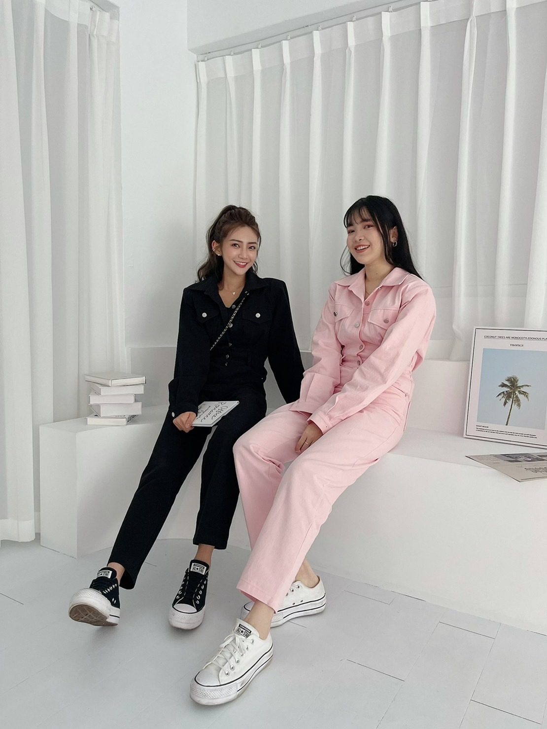 🔥04.20直播新品］💥懶人首選款］🇰🇷正韓超可愛工裝微墊肩連身上衣（白、粉/三色）