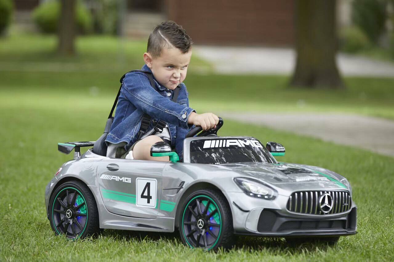 平治GT4 AMG兒童電動車