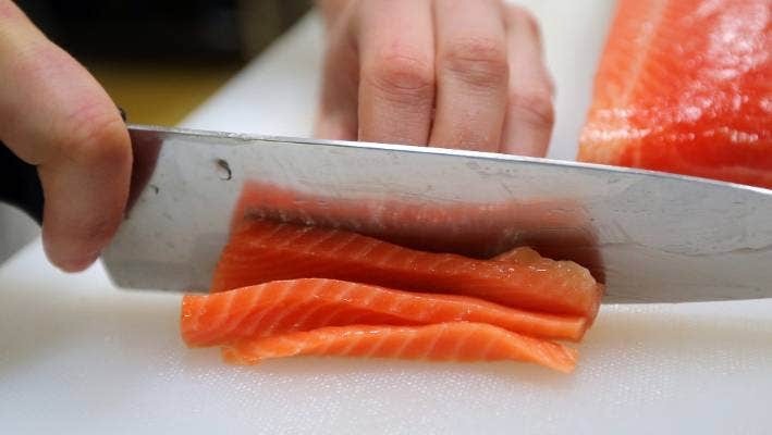 艾卡蘿精品帝王鮭魚菲力 (150g)