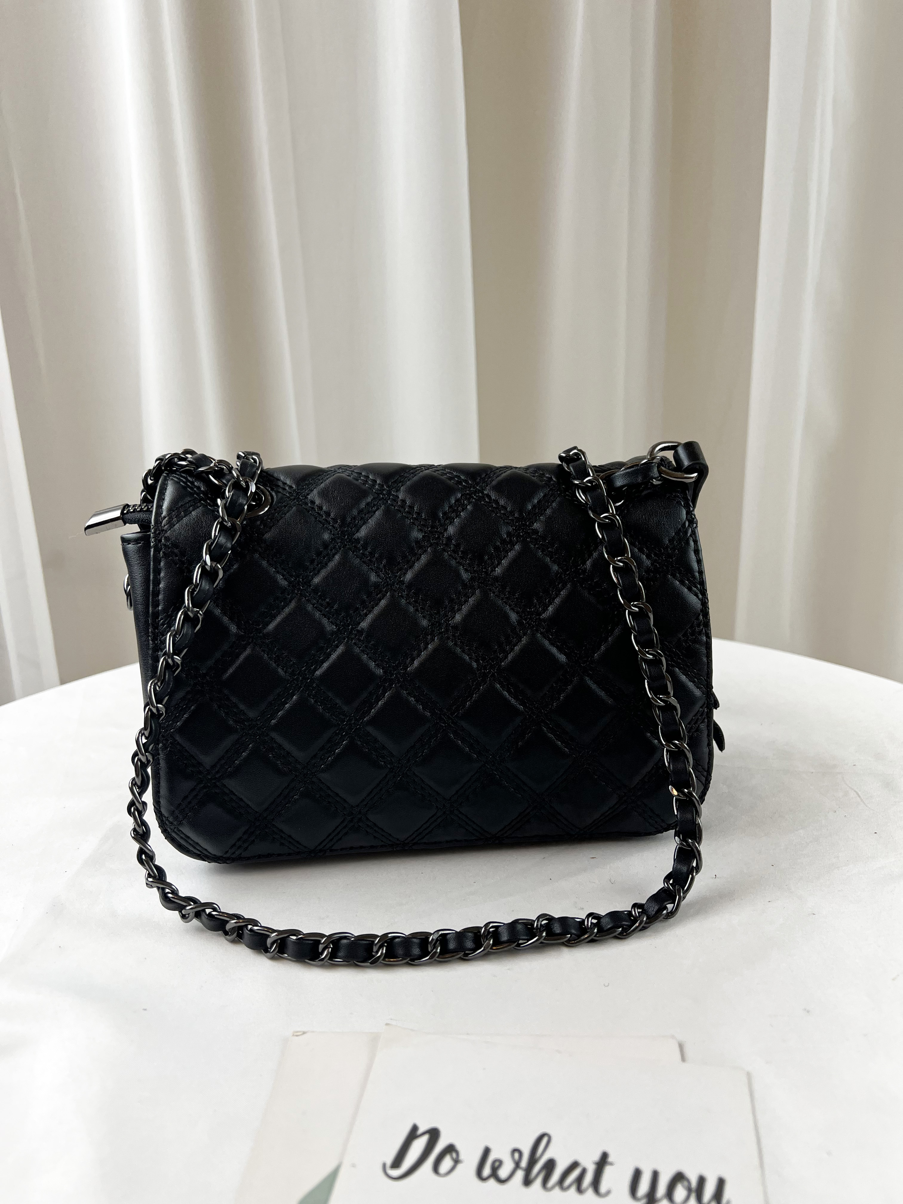 經典黑 菱格銀扣真皮牛皮鏈帶肩背包 / 側背包  #SM-89918