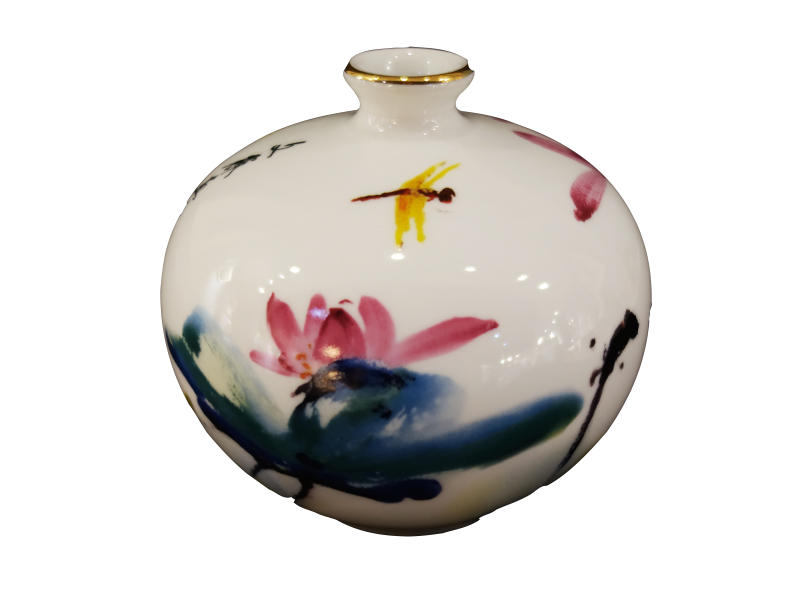 V23-荷心荷境天球瓶