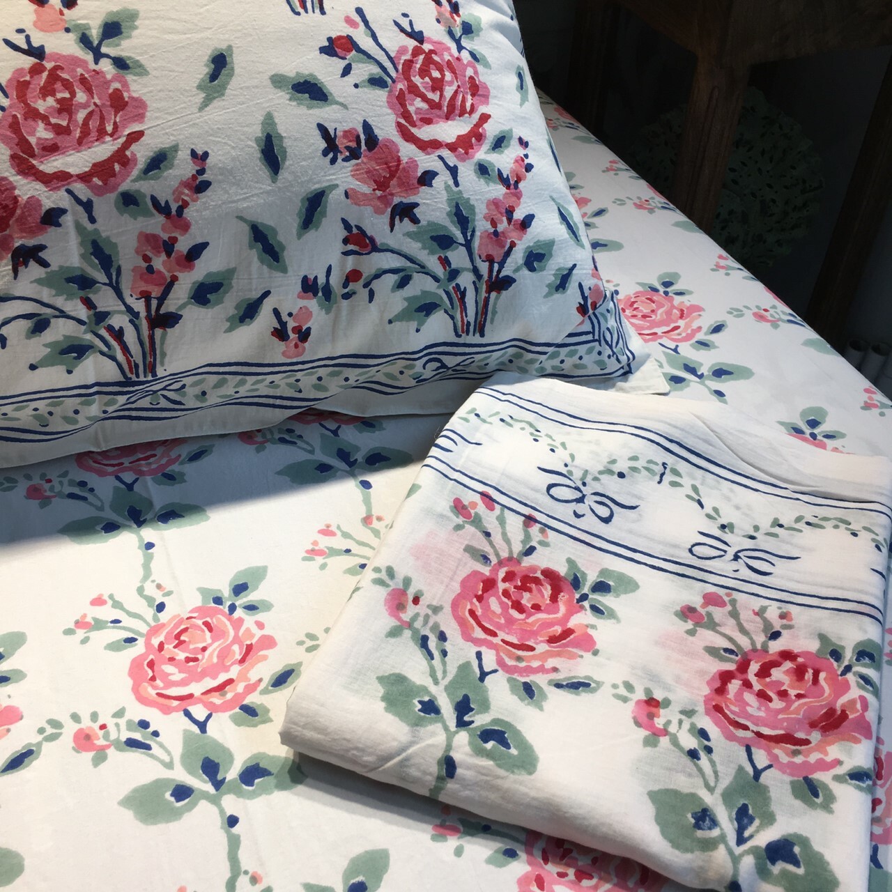 Roselyn 純棉植染蓋印平鋪床單