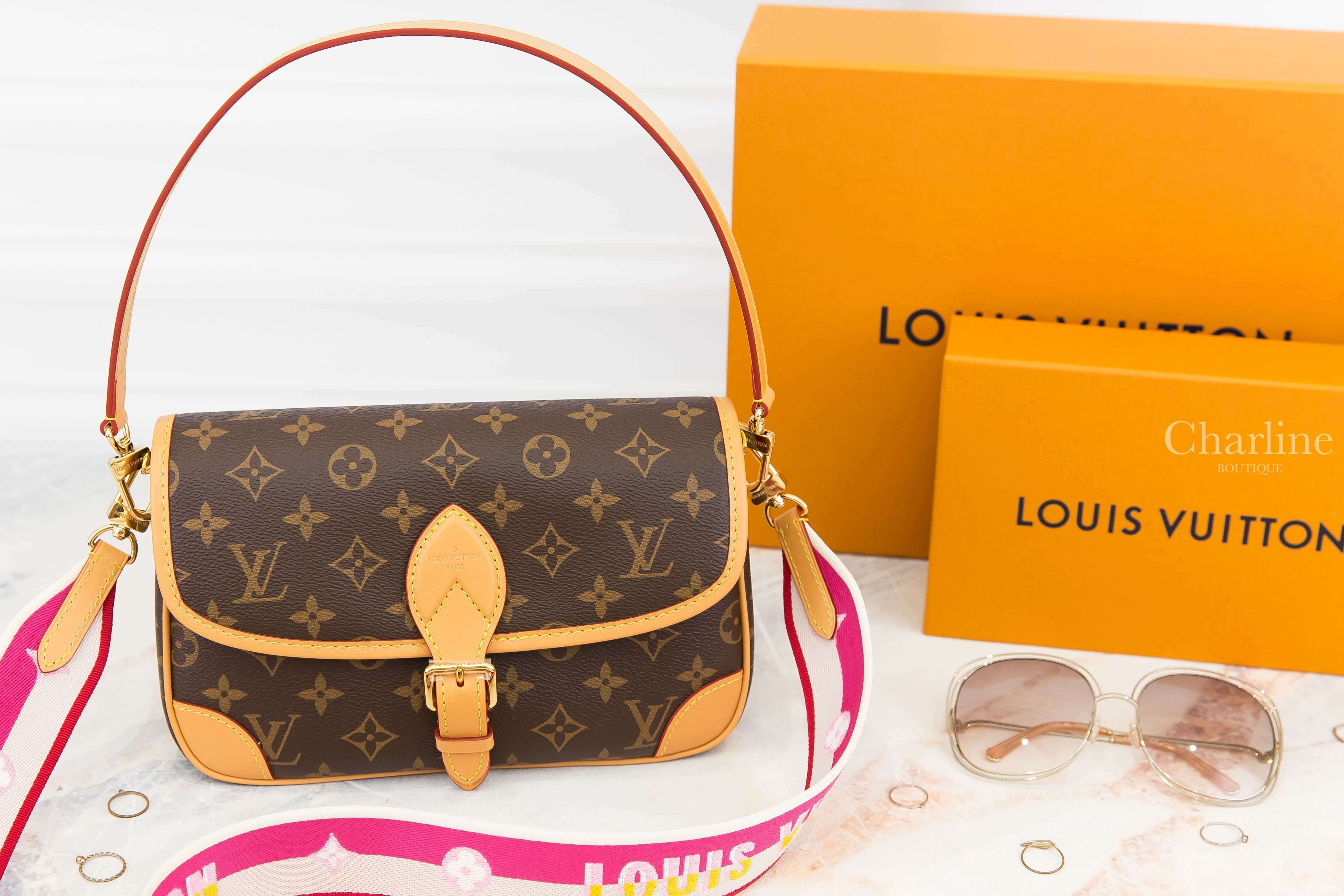 Louis Vuitton Diane 咖啡色老花帆布紫紅色刺繡白滾邊寬背帶小牛皮提把手提肩背包