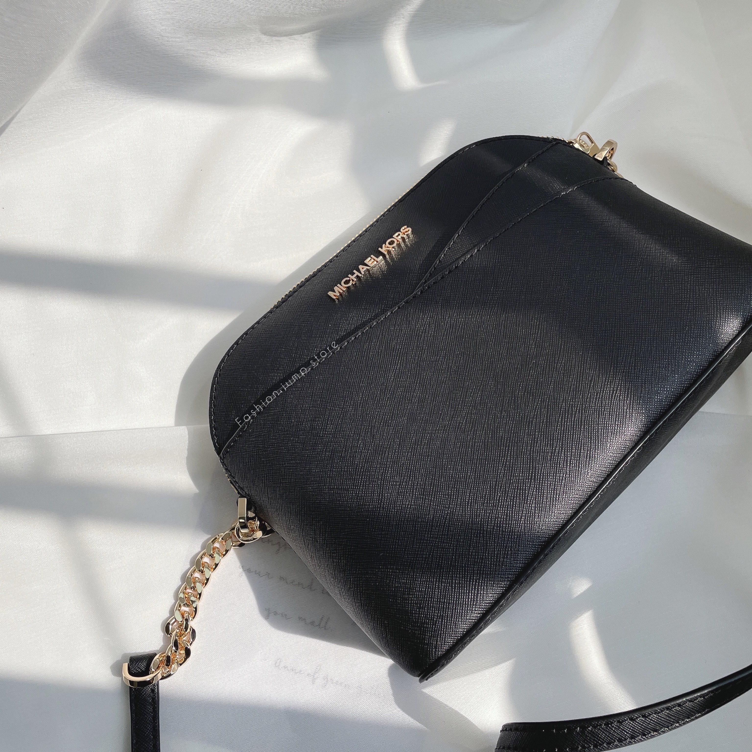 （現貨）Michael Kors 新版防刮交叉車線 斜背鍊包 貝殼包 黑