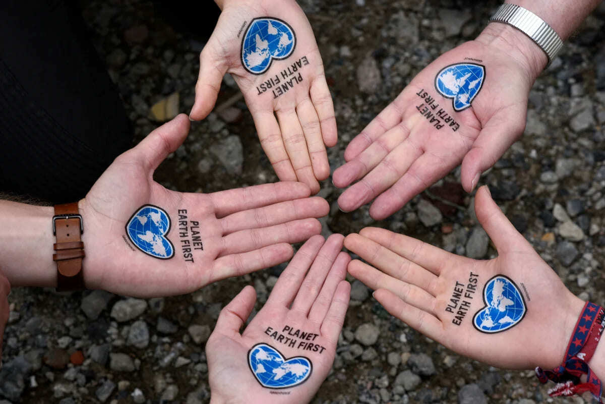 4/22是世界地球日，許多團體與企業也會舉辦世界地球日活動，一同響應這個節日。