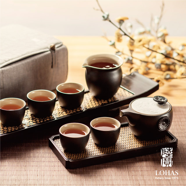 迪化半日｜定窯龍紋茶組- 定窯白瓷龍紋茶具