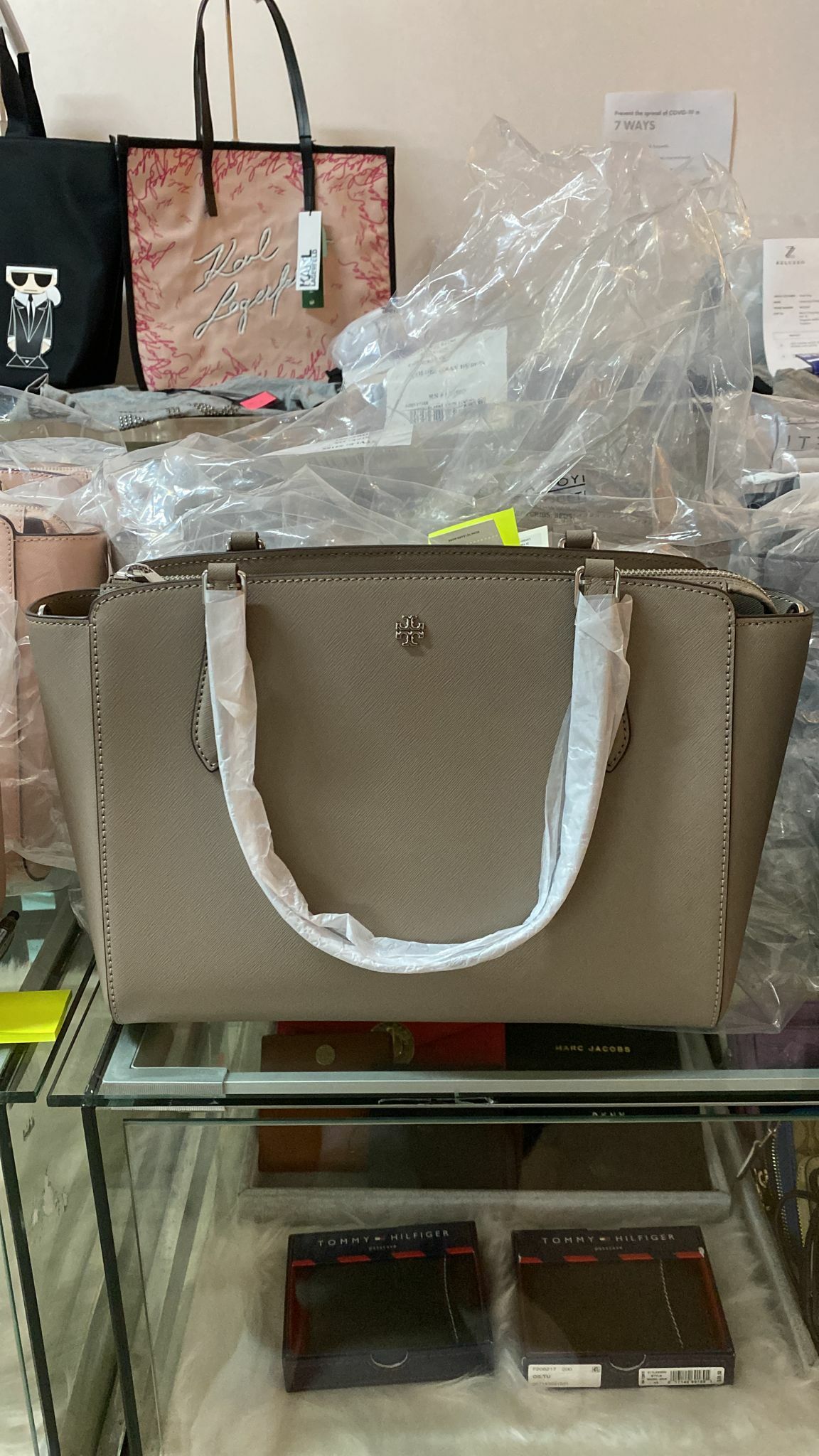 [S] TORY BURCH EMERSON SMALL TOP ZIP TOTE BAG, GRAY HERON, 64188-082 (STB59)