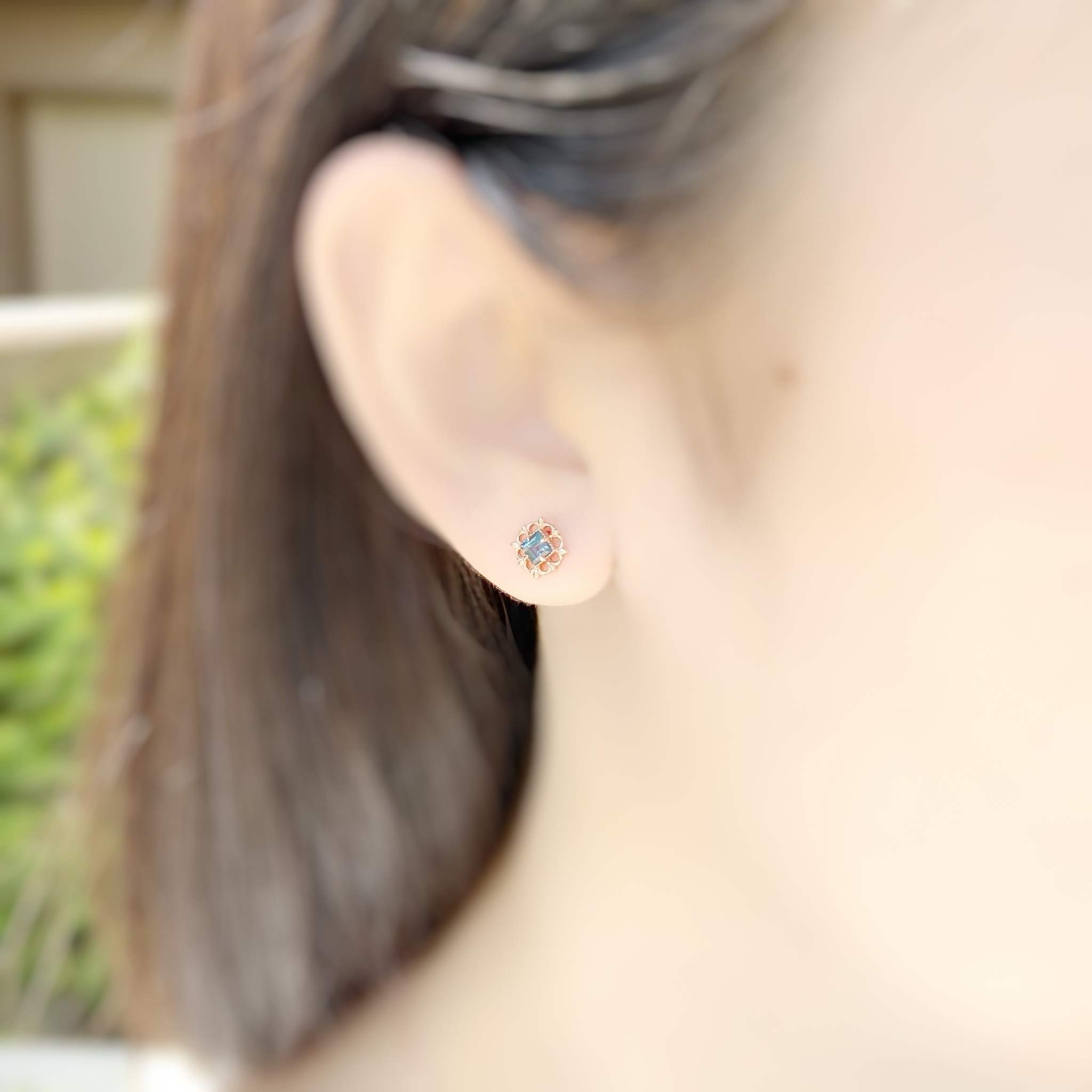 | 925純銀・厚鍍玫瑰金・托帕石  | 淺藍湖鏡耳環 | EA0513 |