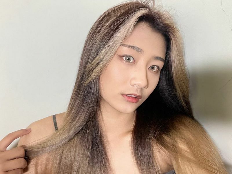 Nemo染髮作品：淺棕色，搭配女客人小麥膚色，整體看起來很陽光健康