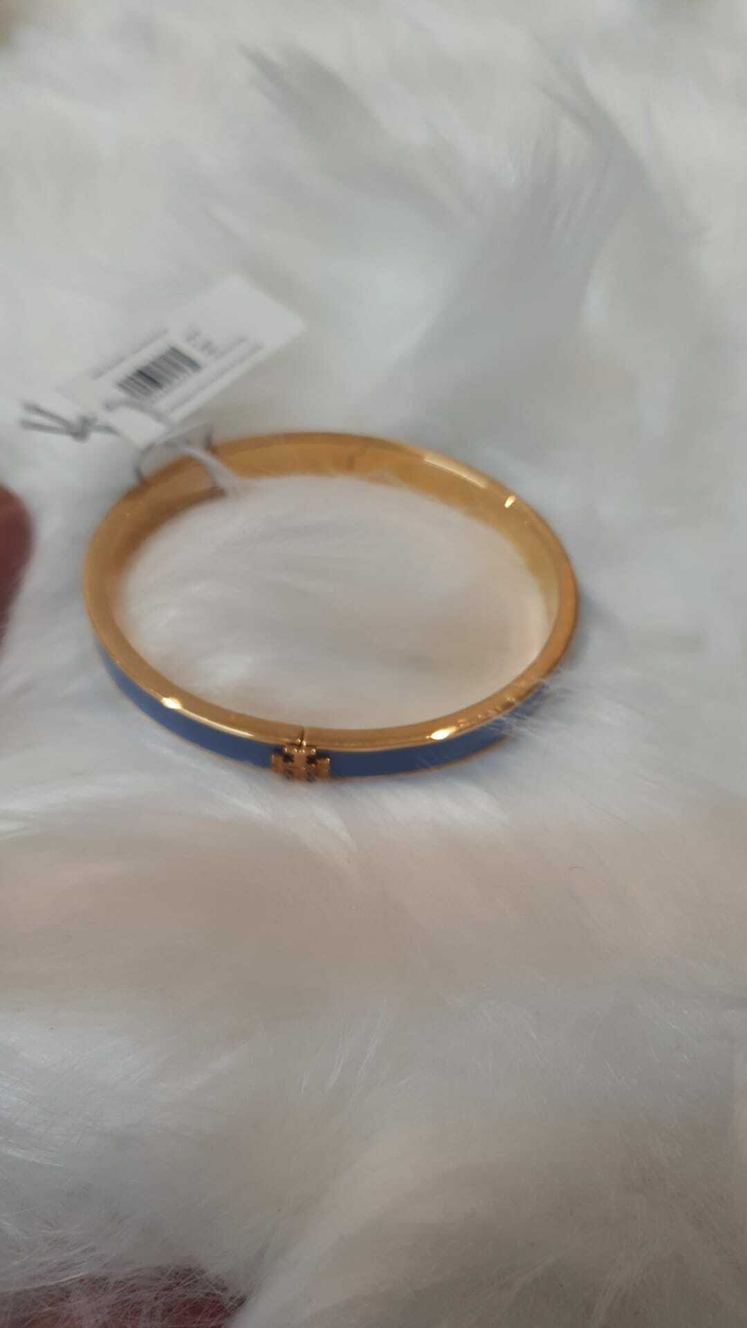 [S] TORY BURCH KIRA ENAMEL 7MM BRACELET, 78418-430 (STB77)