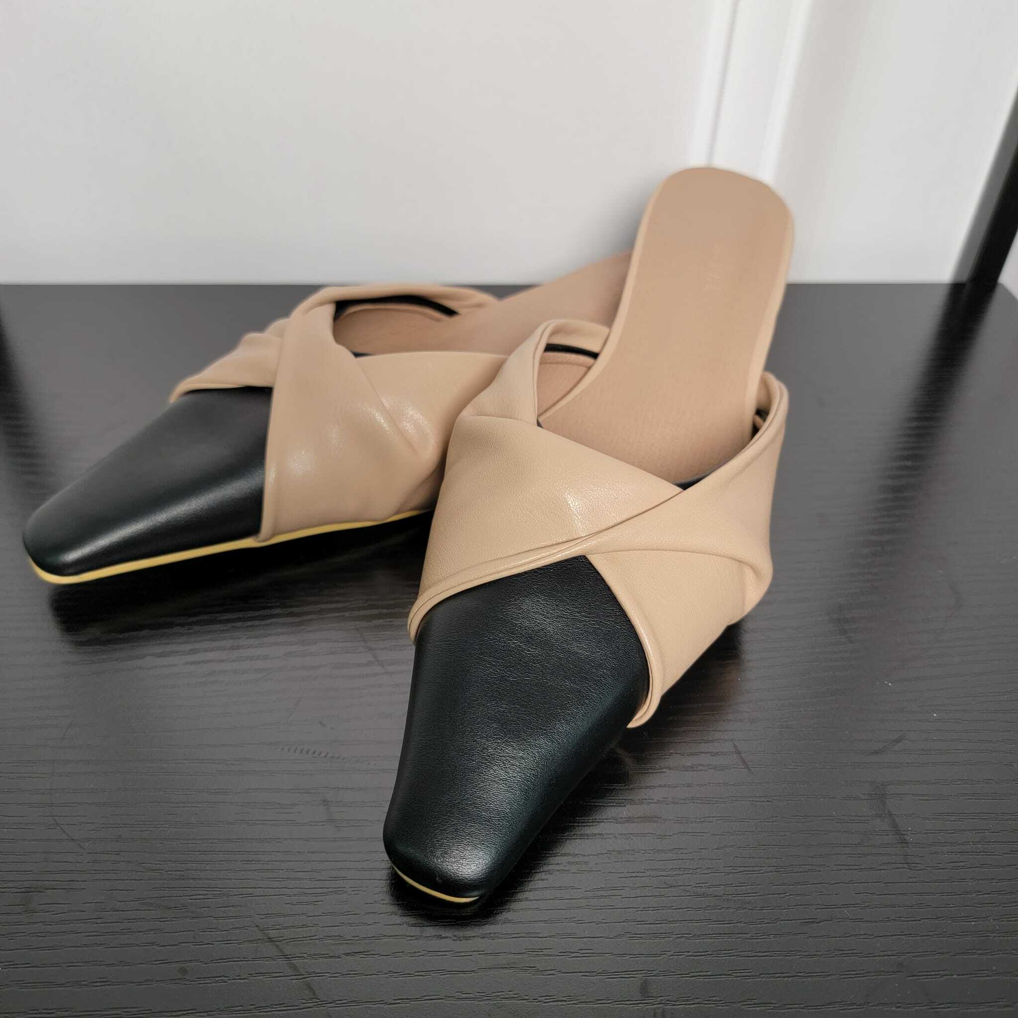 (特價陳列品)扭結拼色半拖 SH87