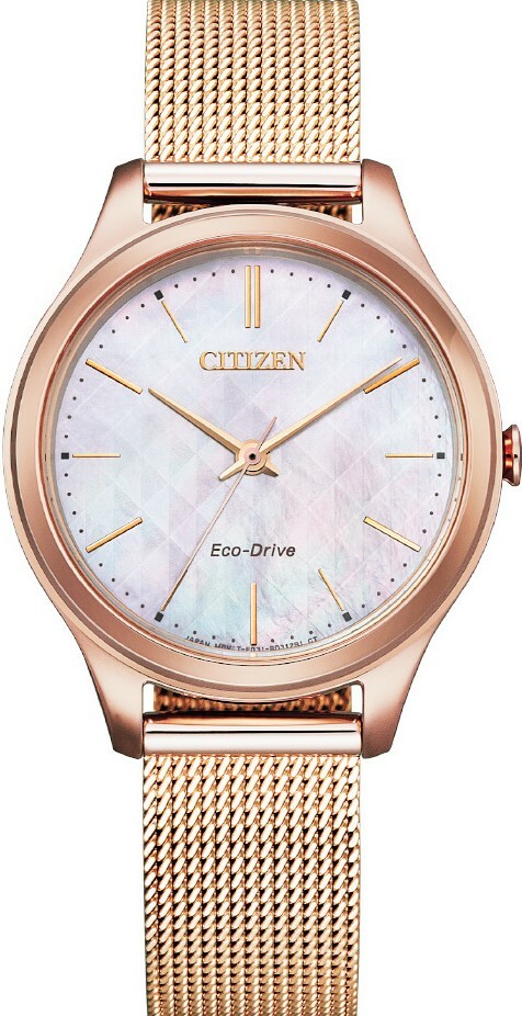 萬年鐘錶 - Citizen 星辰錶  玫瑰金貝殼錶面米蘭錶帶光動能女錶 EM0508-80Y  錶徑 32MM