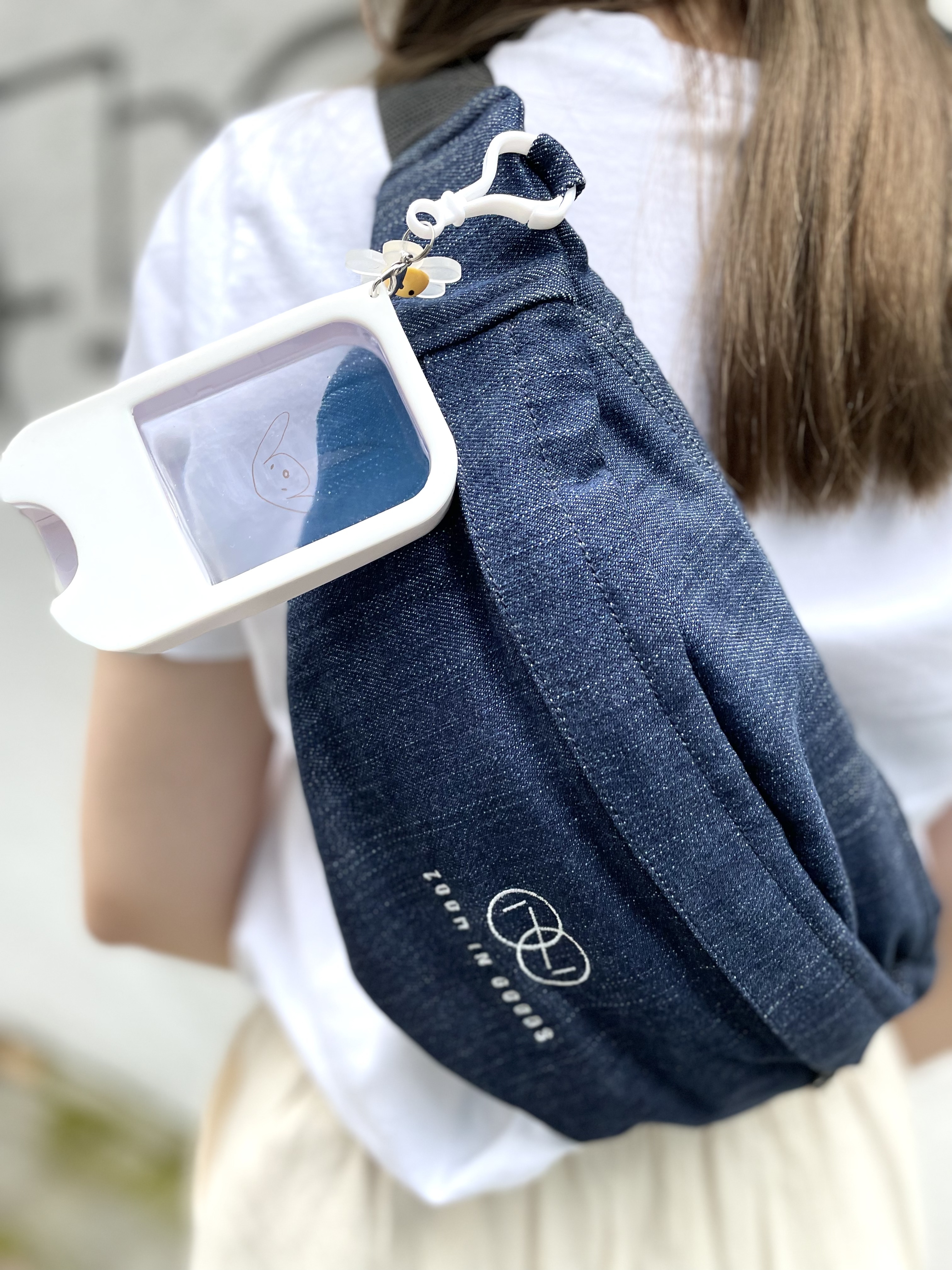 Zoom in goods 藍色牛仔丹寧布腰包款