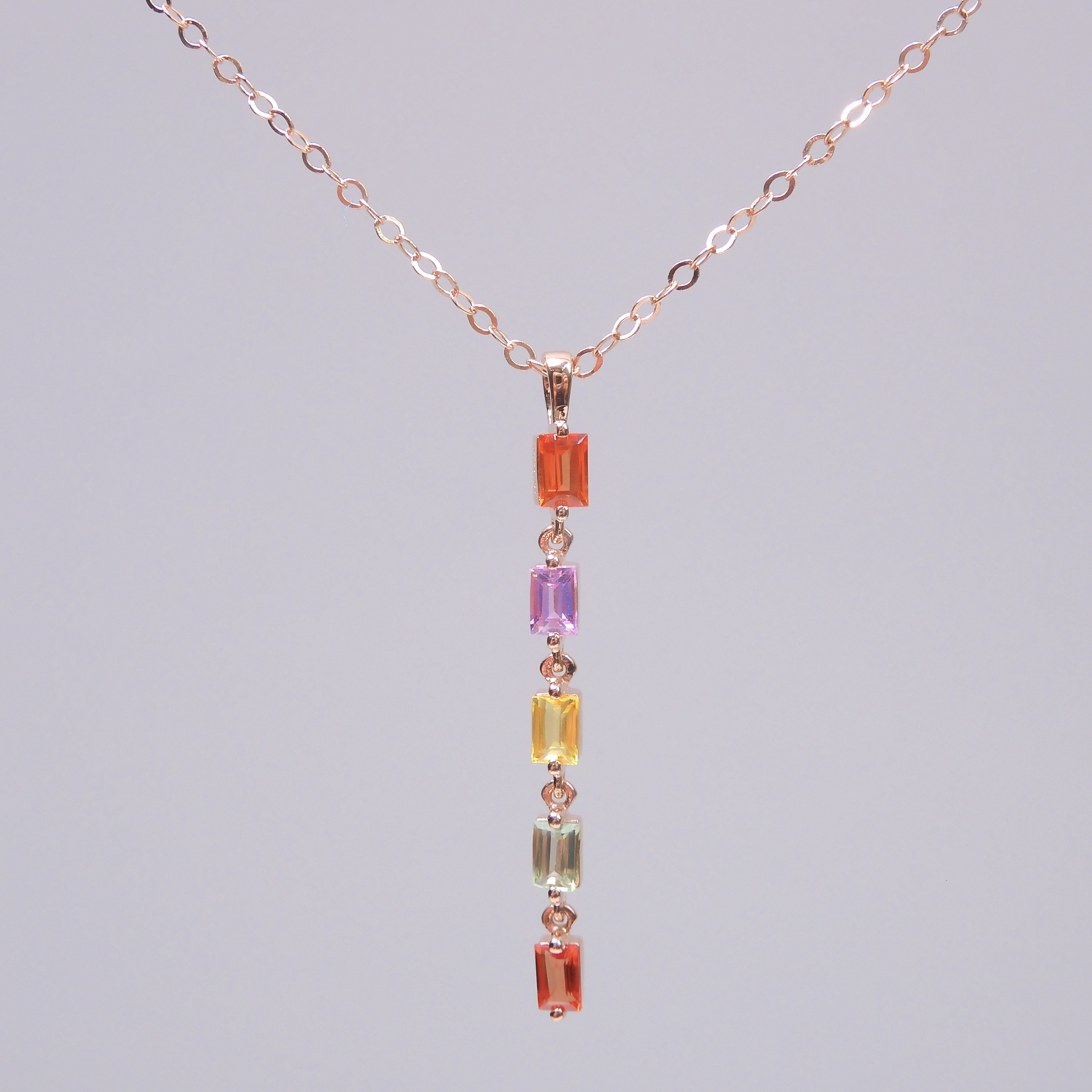 18K金 0.43ct 彩色藍寶石項鏈