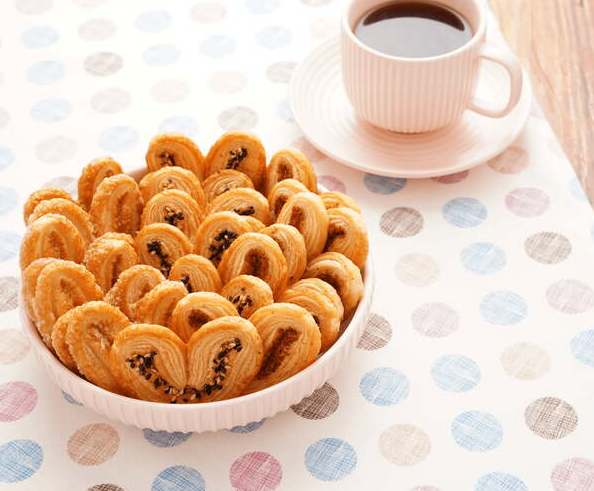 波琳小姐-綜合蝴蝶酥