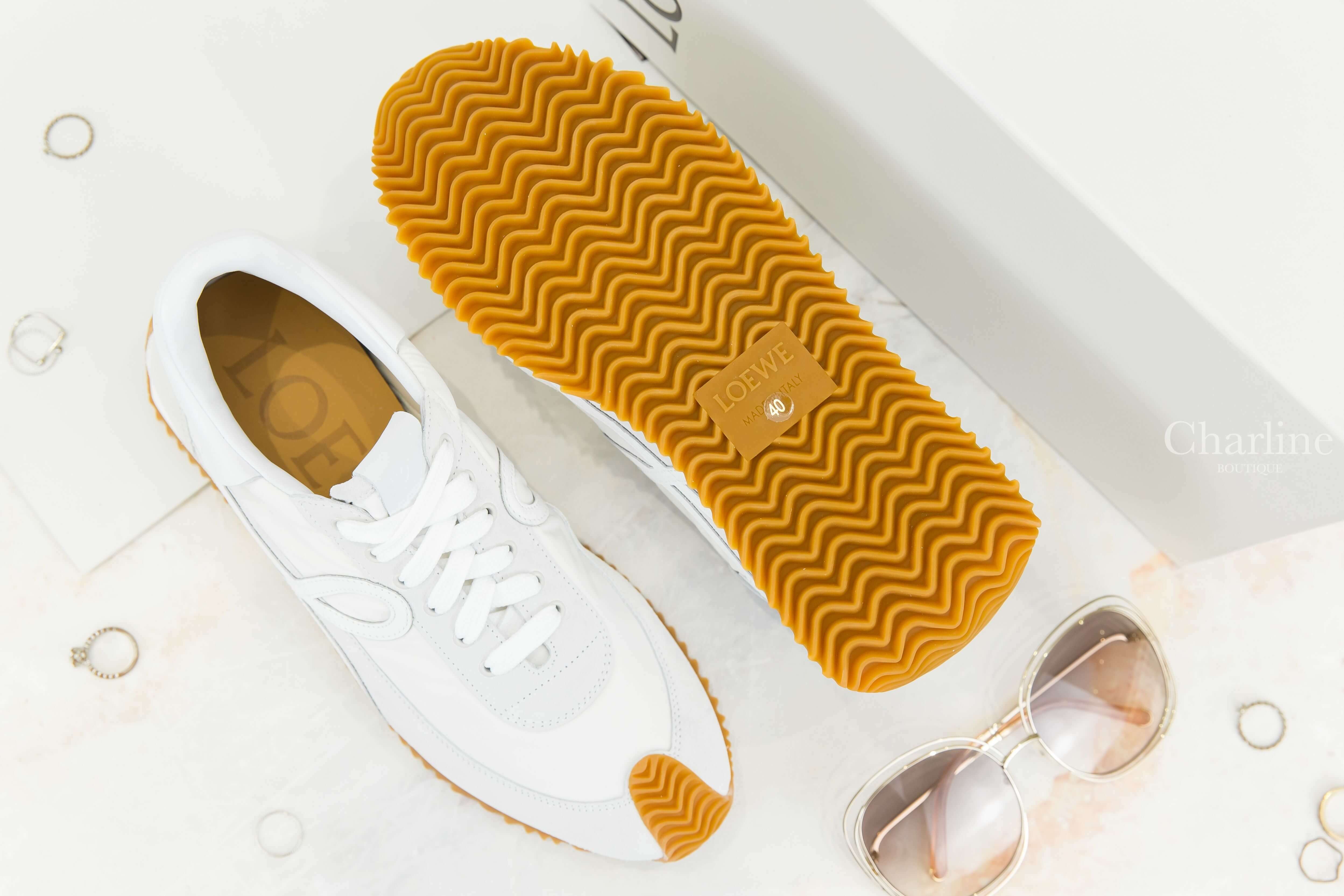 Loewe Flow Runner In Nylon And Suede 白色尼龍拼麂皮棕色鞋底運動鞋-Charline Boutique 精品代購