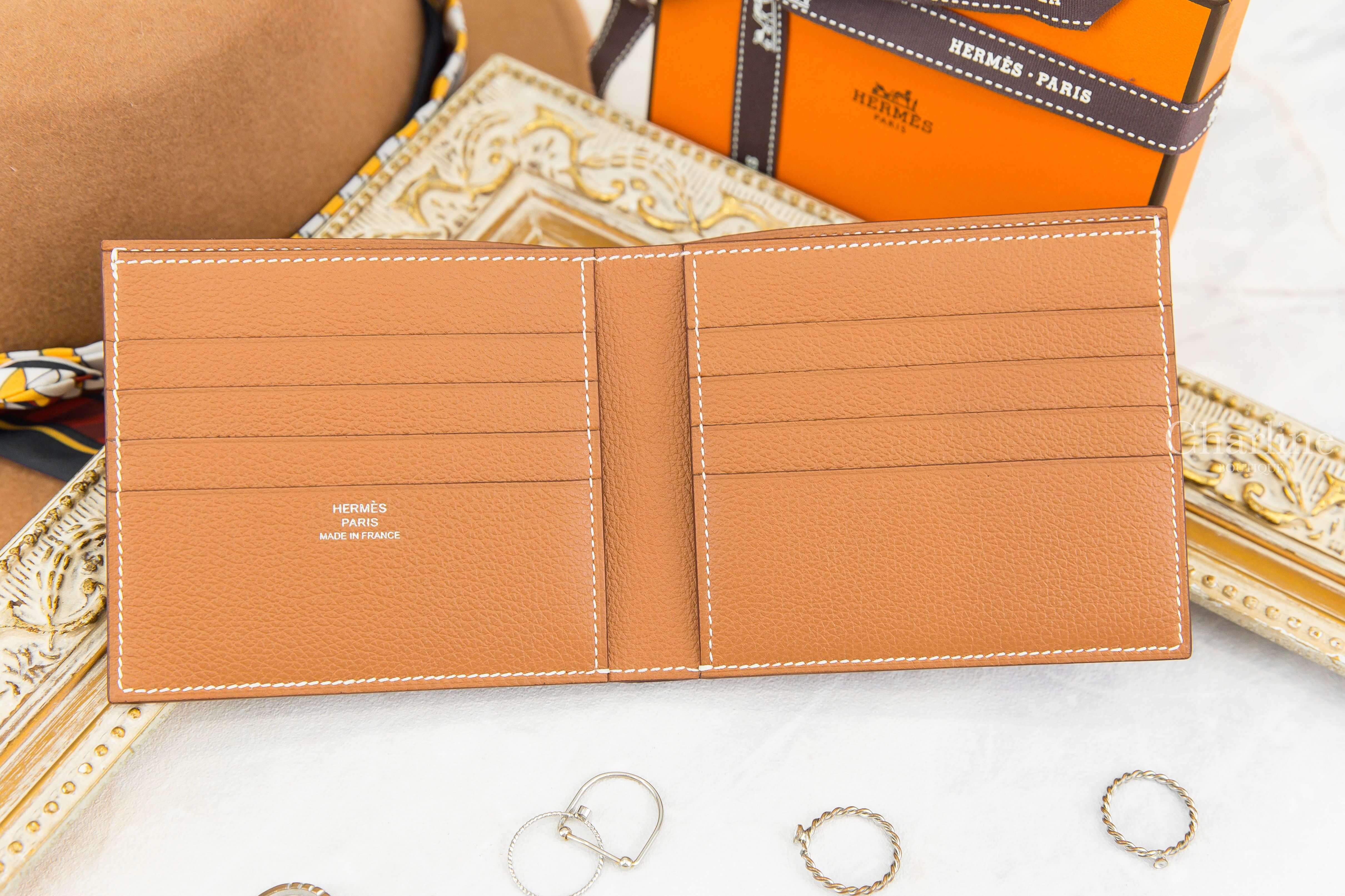 Hermès MC² Copernic Wallet Z刻焦糖色短夾-Charline Boutique 精品代購