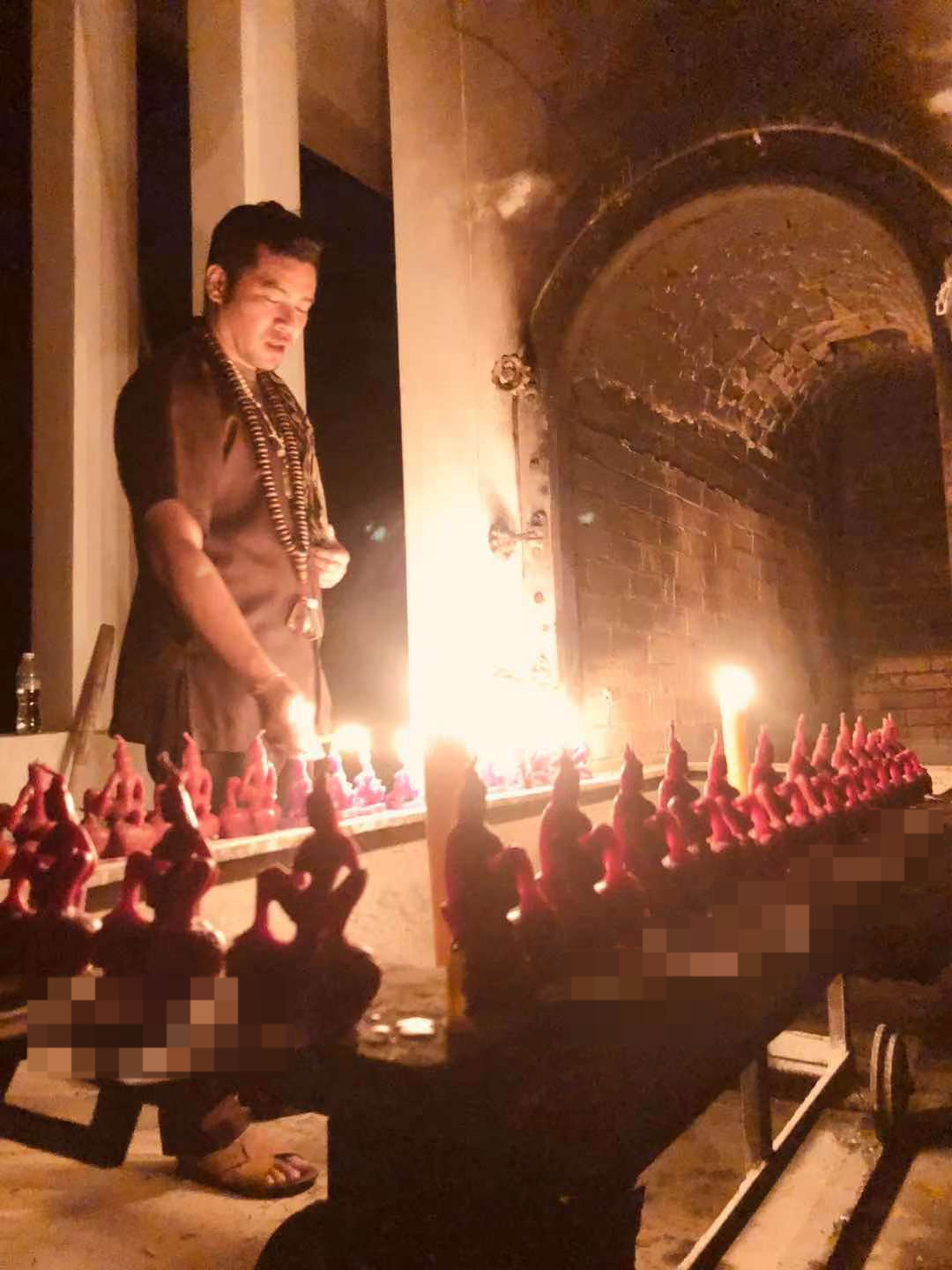 墓地蠟燭 愛情法事