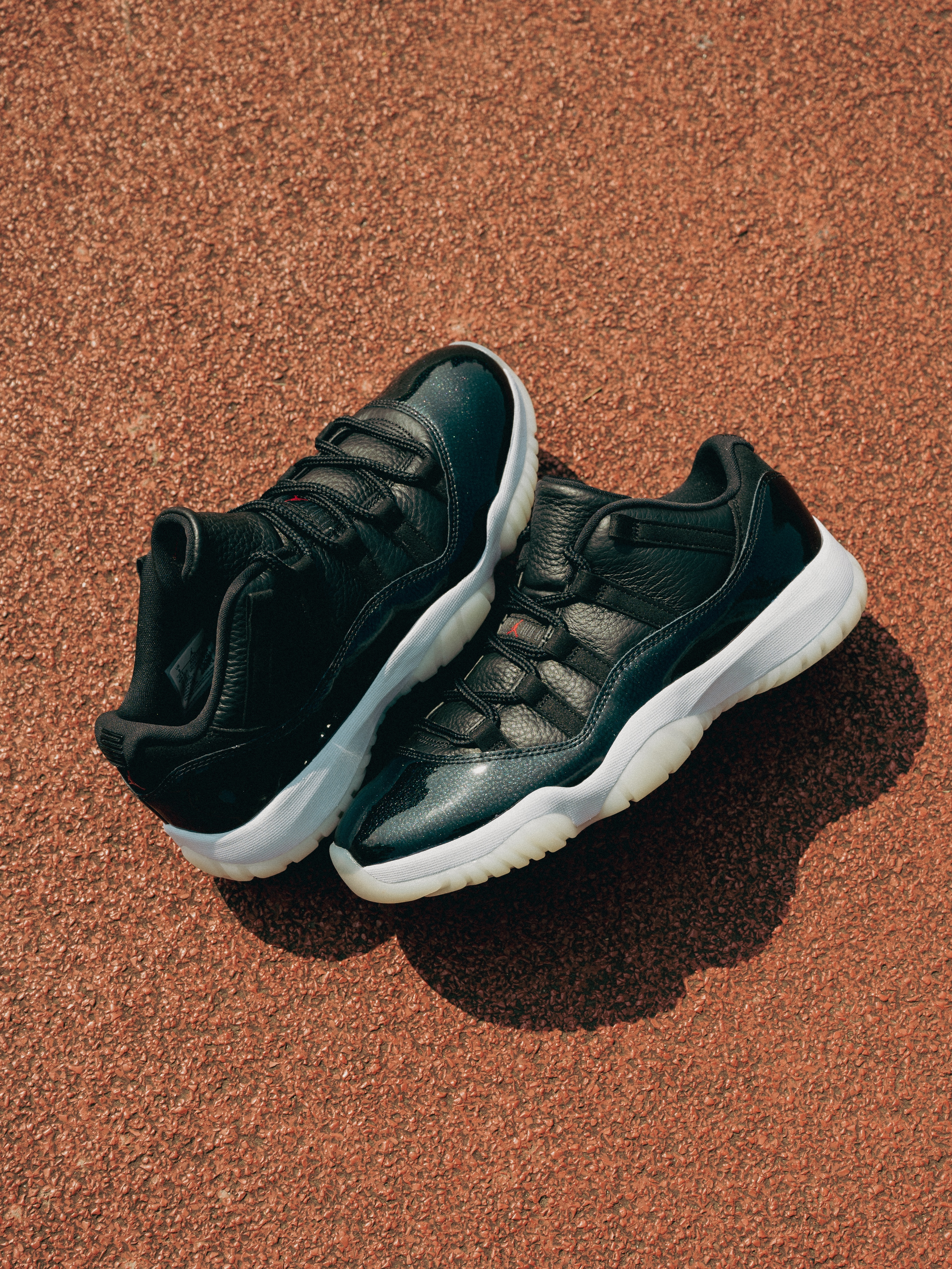 [現貨] Air Jordan Retro 11 Low 72-10 AV2187-001