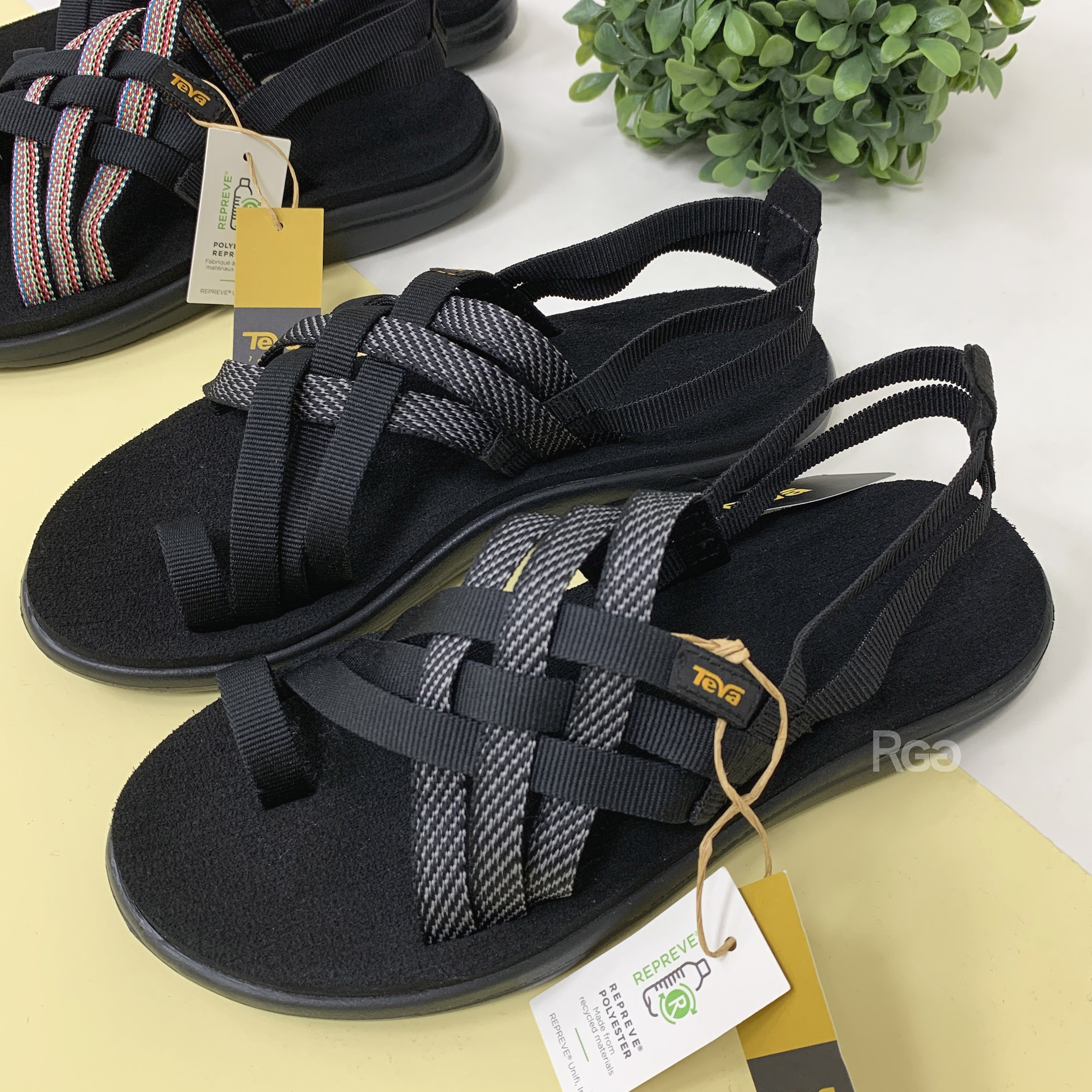 Teva strappy clearance