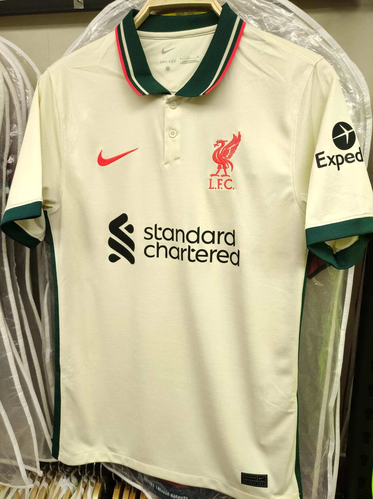 21-22利物浦作客球迷版球衣