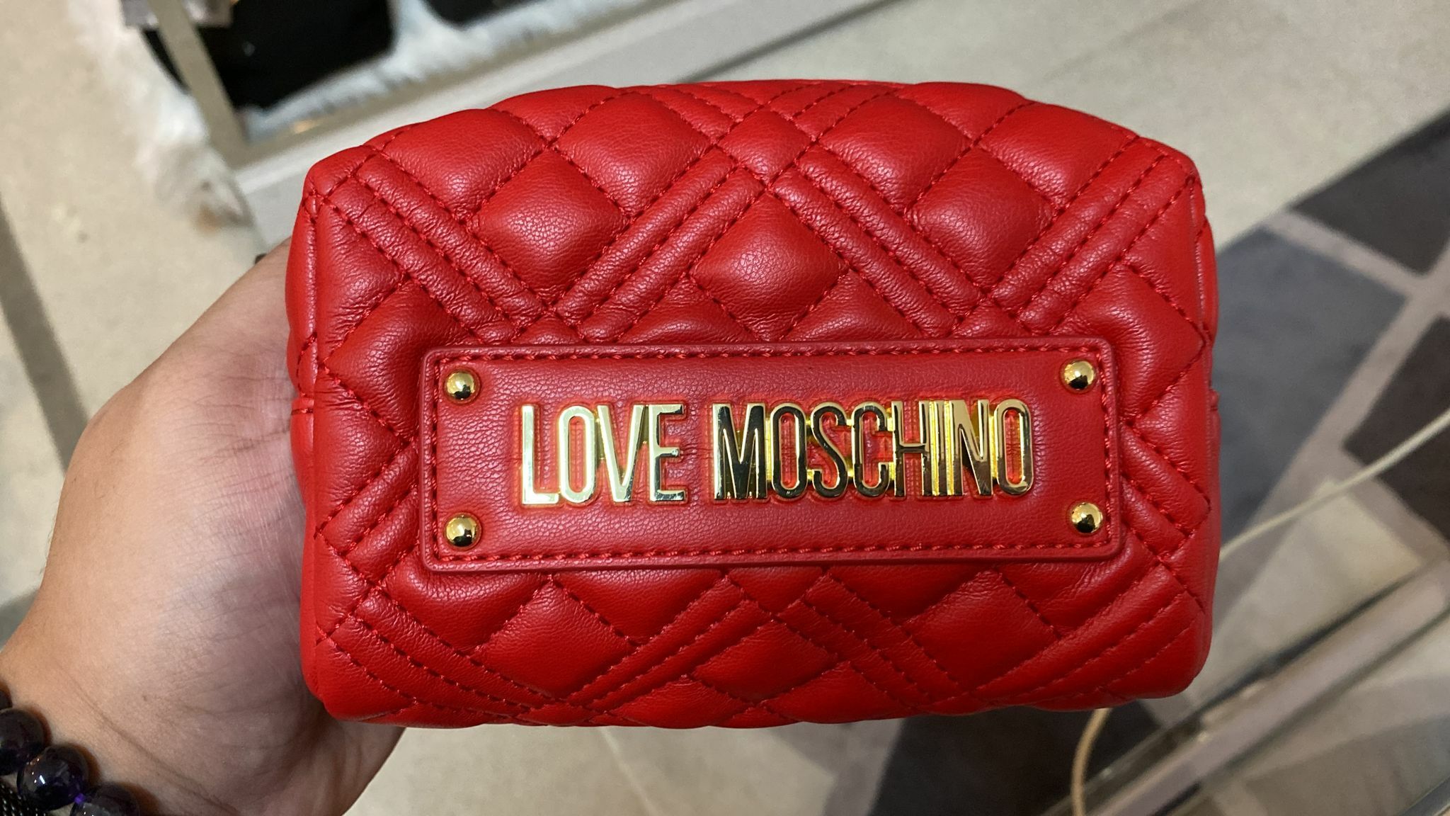 [S] LOVE MOSCHINO QUILTED COSMETIC BAG, RED JC5300PP1CLA0500, 8051578598385 (SLM15)