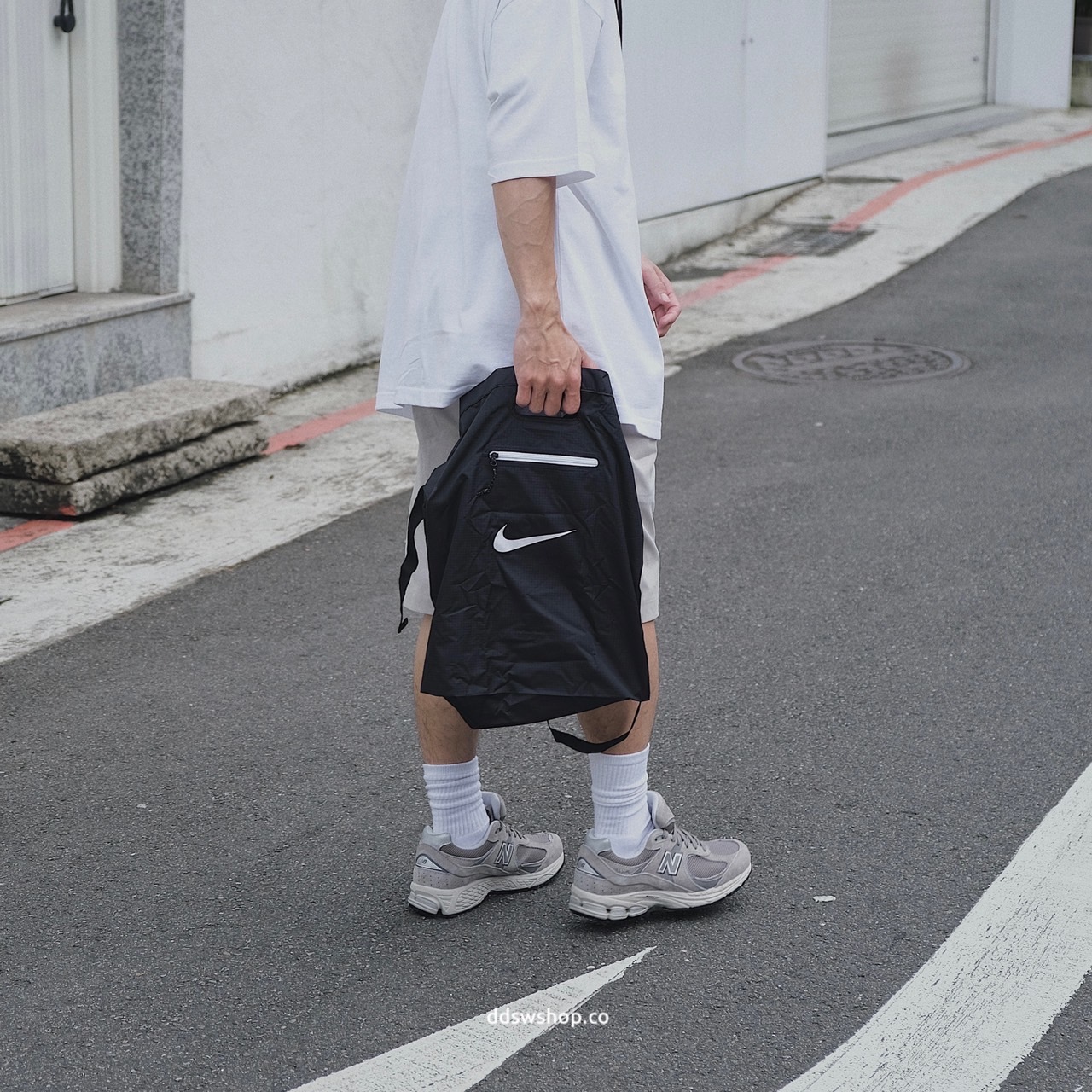 Nike Stash Tote Bag 斜背包 托特包 手拿包 尼龍 黑色 DD1357-010