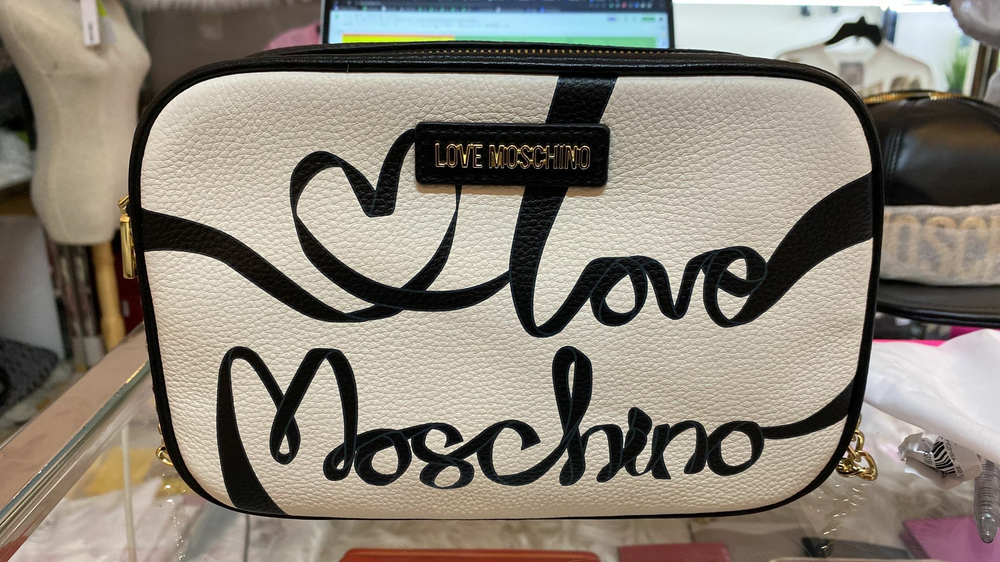 [S] LOVE MOSCHINO WOMEN'S OTHER MATERIAL SHOULDER BAG, WHITE/BLACK, 8051578602143 (SLM23)