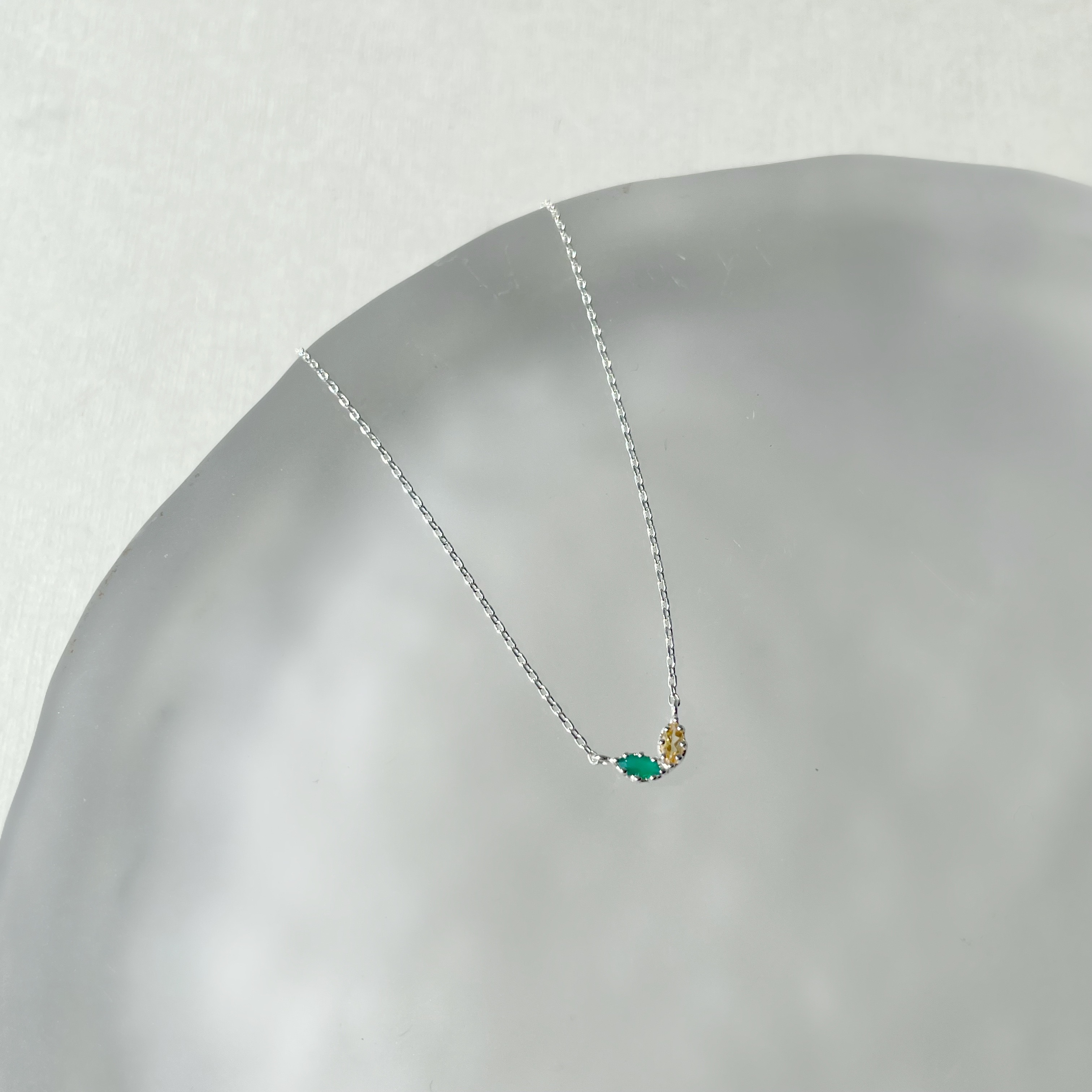 爪爪小葉子綠瑪瑙黃水晶鎖骨鏈