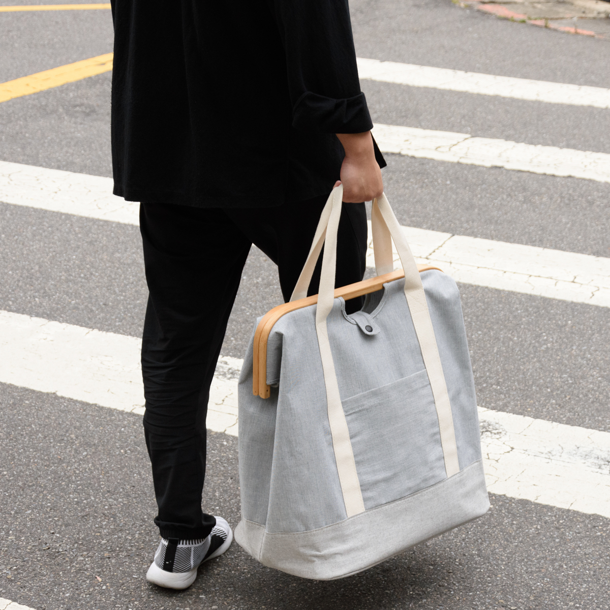 Uroki 髒衣收納包 手提款