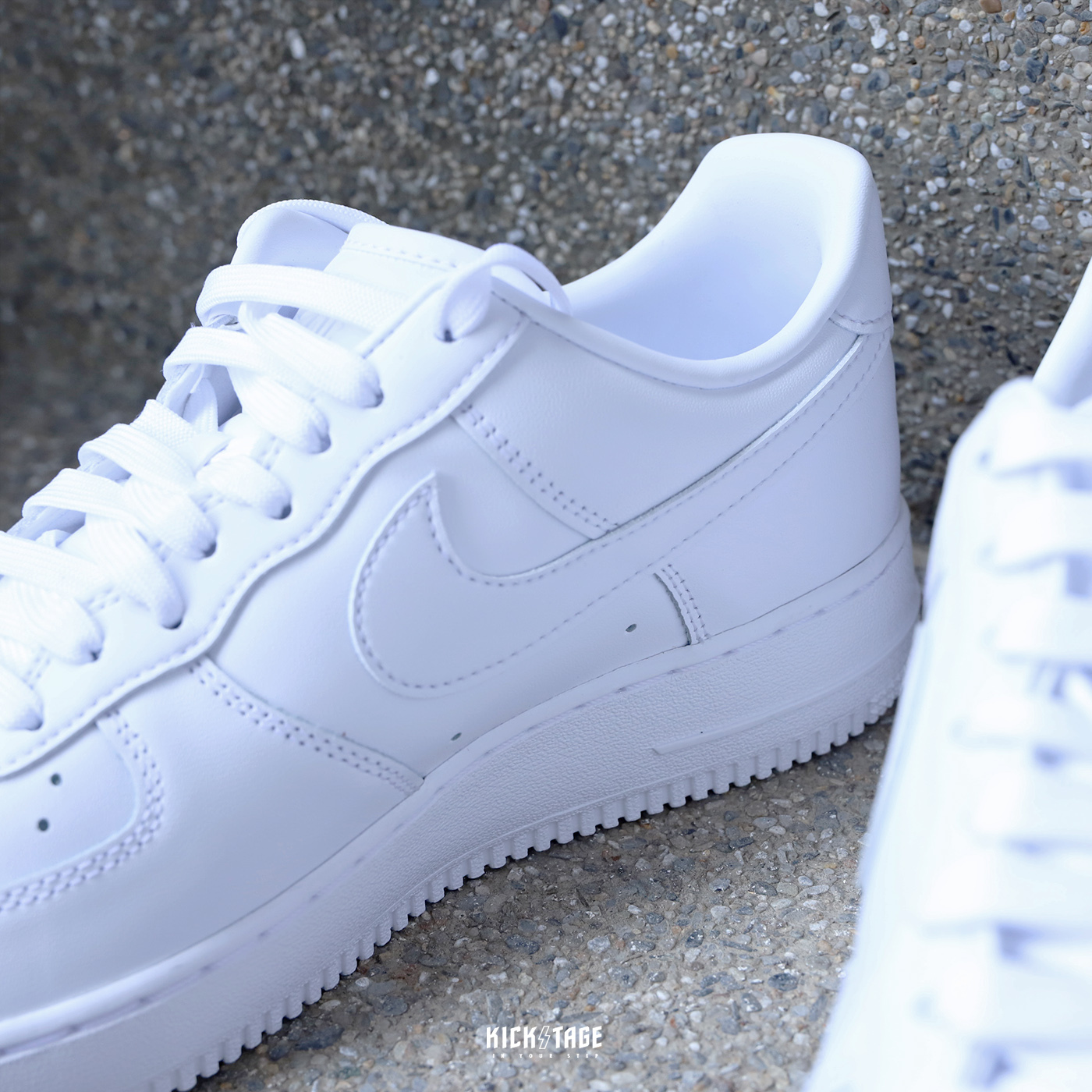 NIKE AIR FORCE 1 AF1 全白鋼印低筒休閒鞋【DM0211-100】WAF1