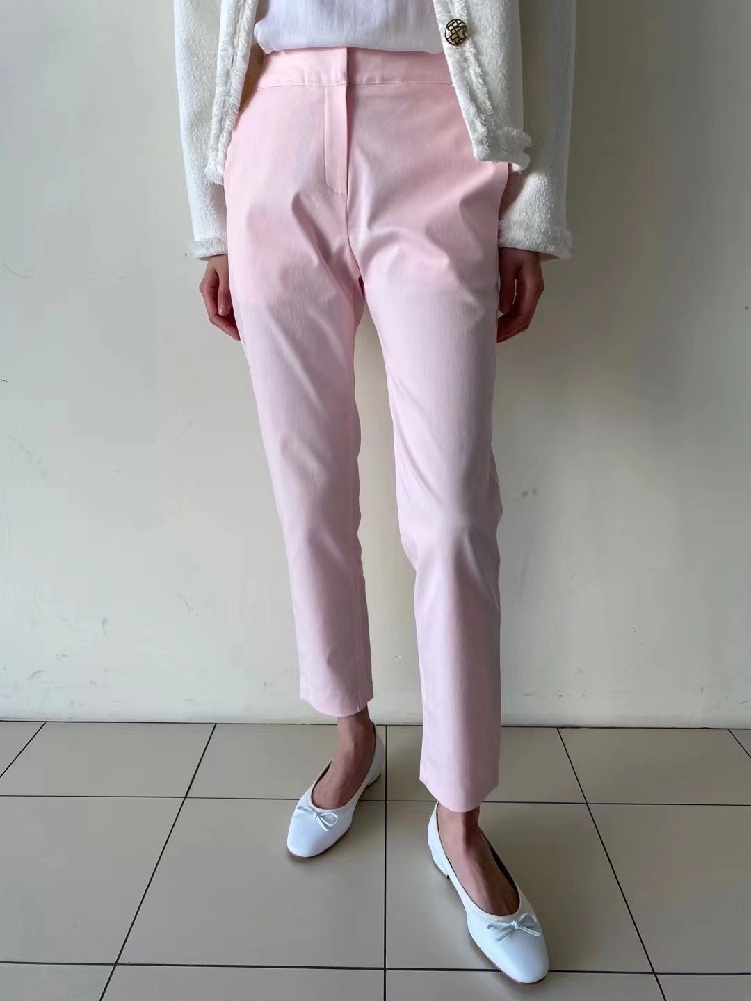 2205009隱藏釦質感休閒薄款褲