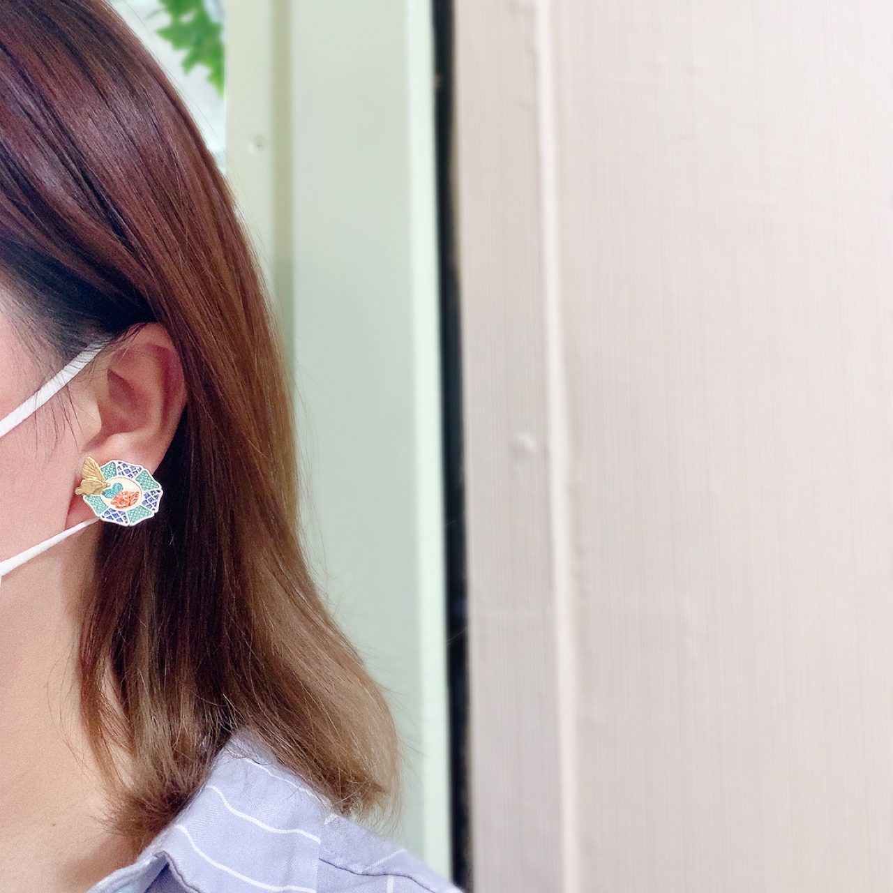 [已停產] 牡丹動物碟形耳環