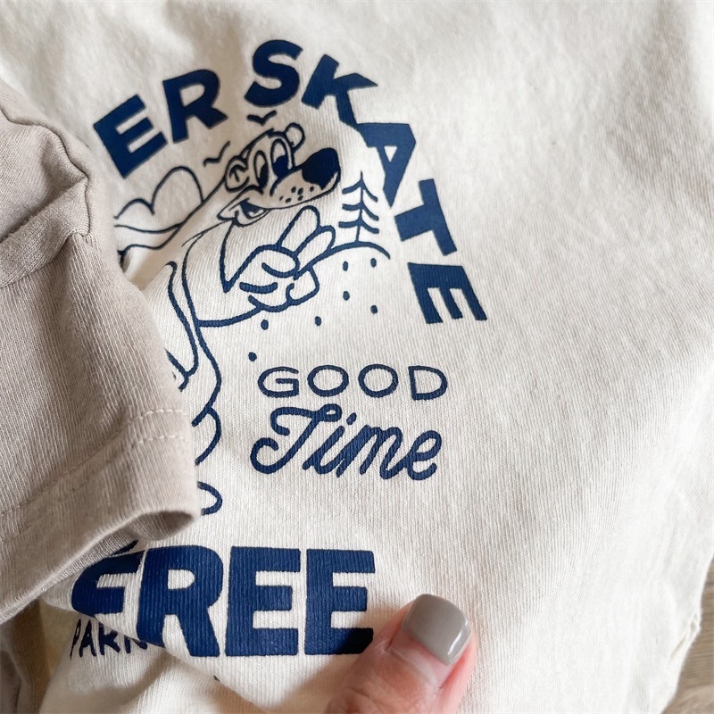 Winter skate可愛狗勾上衣