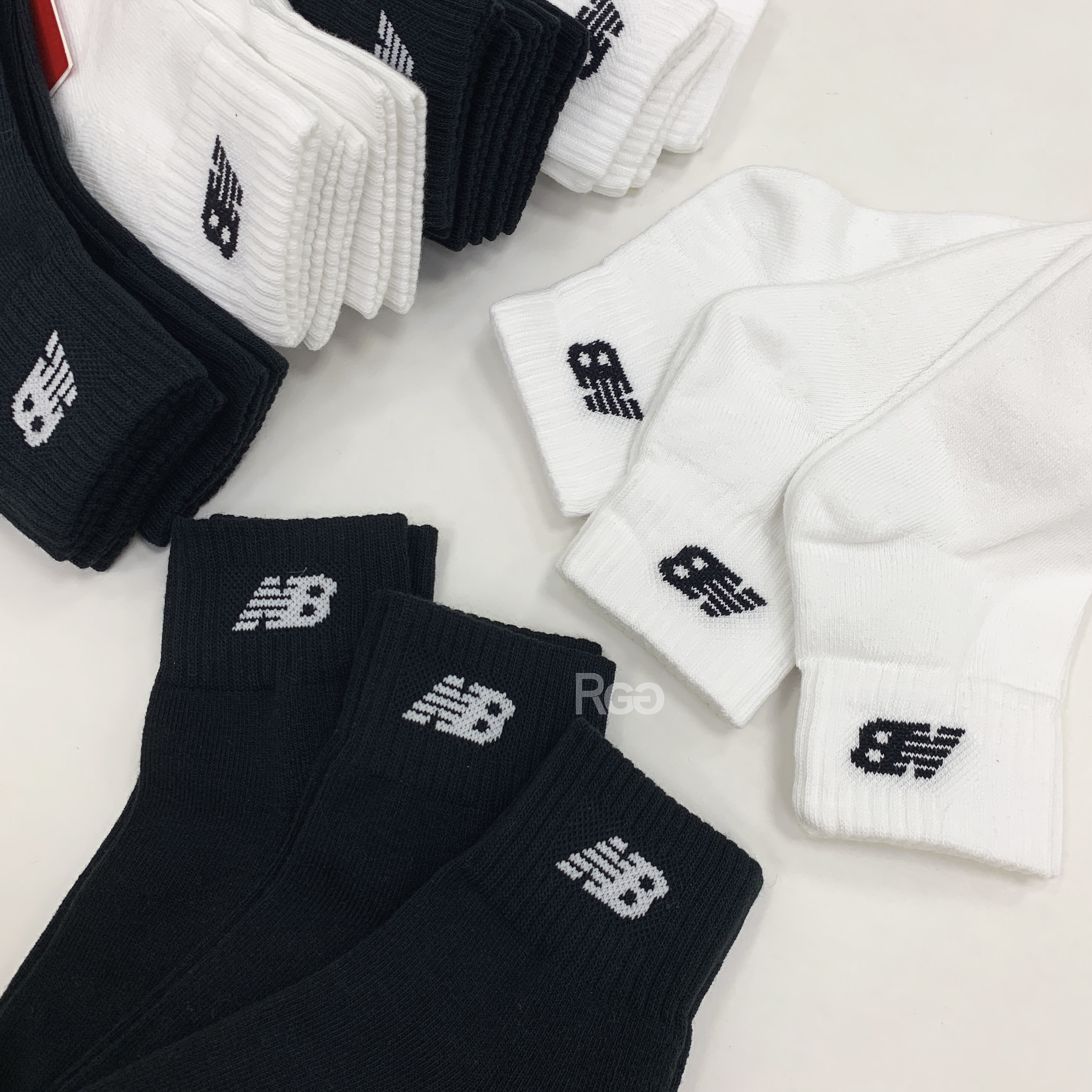 New Balance NB Logo 中低筒 (厚短襪)