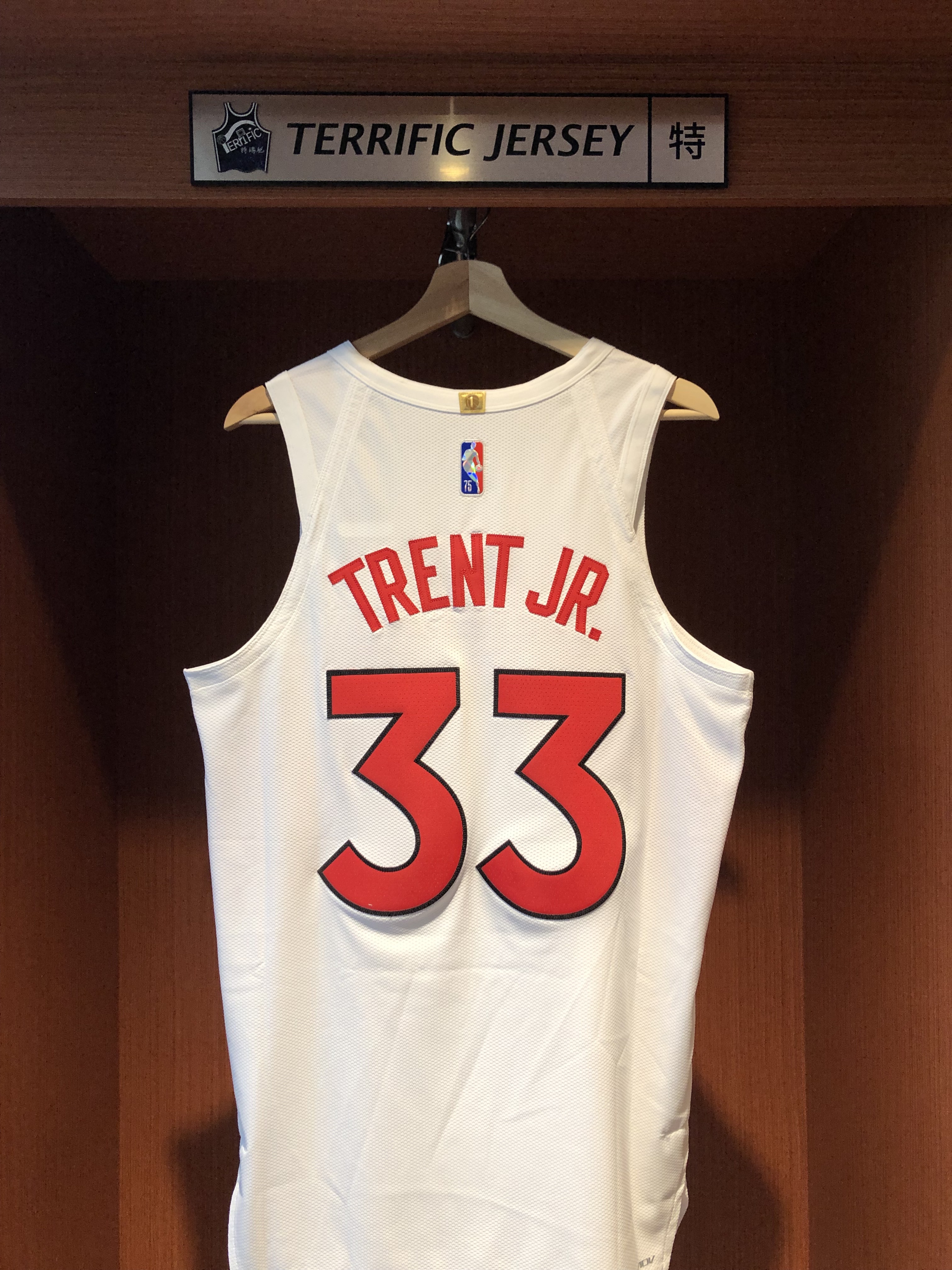 NBA球衣 Gary Trent Jr. 多倫多暴龍白 75周年 鑽石標 Association Nike Authentic 球員版 電繡 含贊助商標 全新